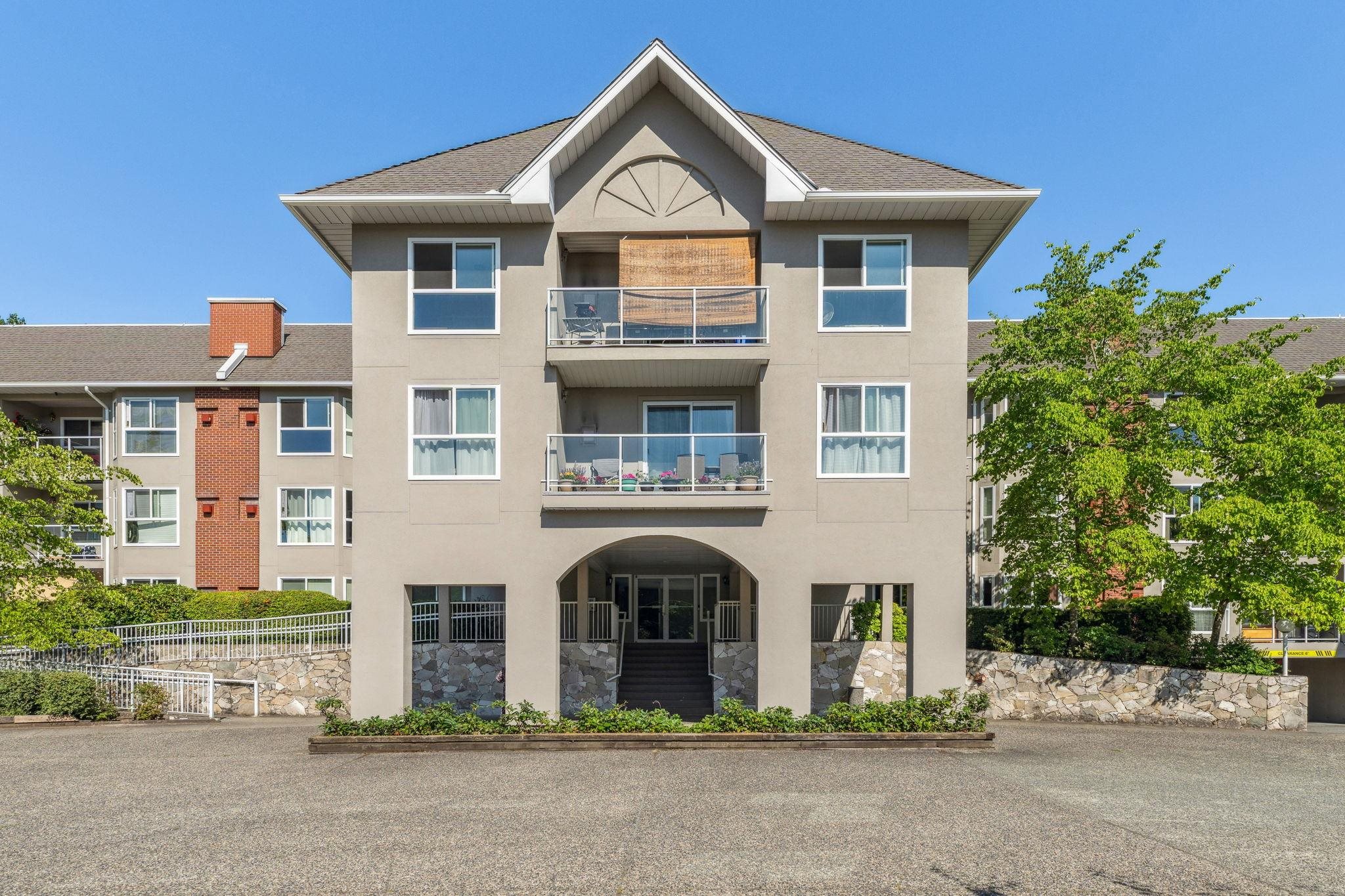 312 19835 64 AVENUE Unit: 312