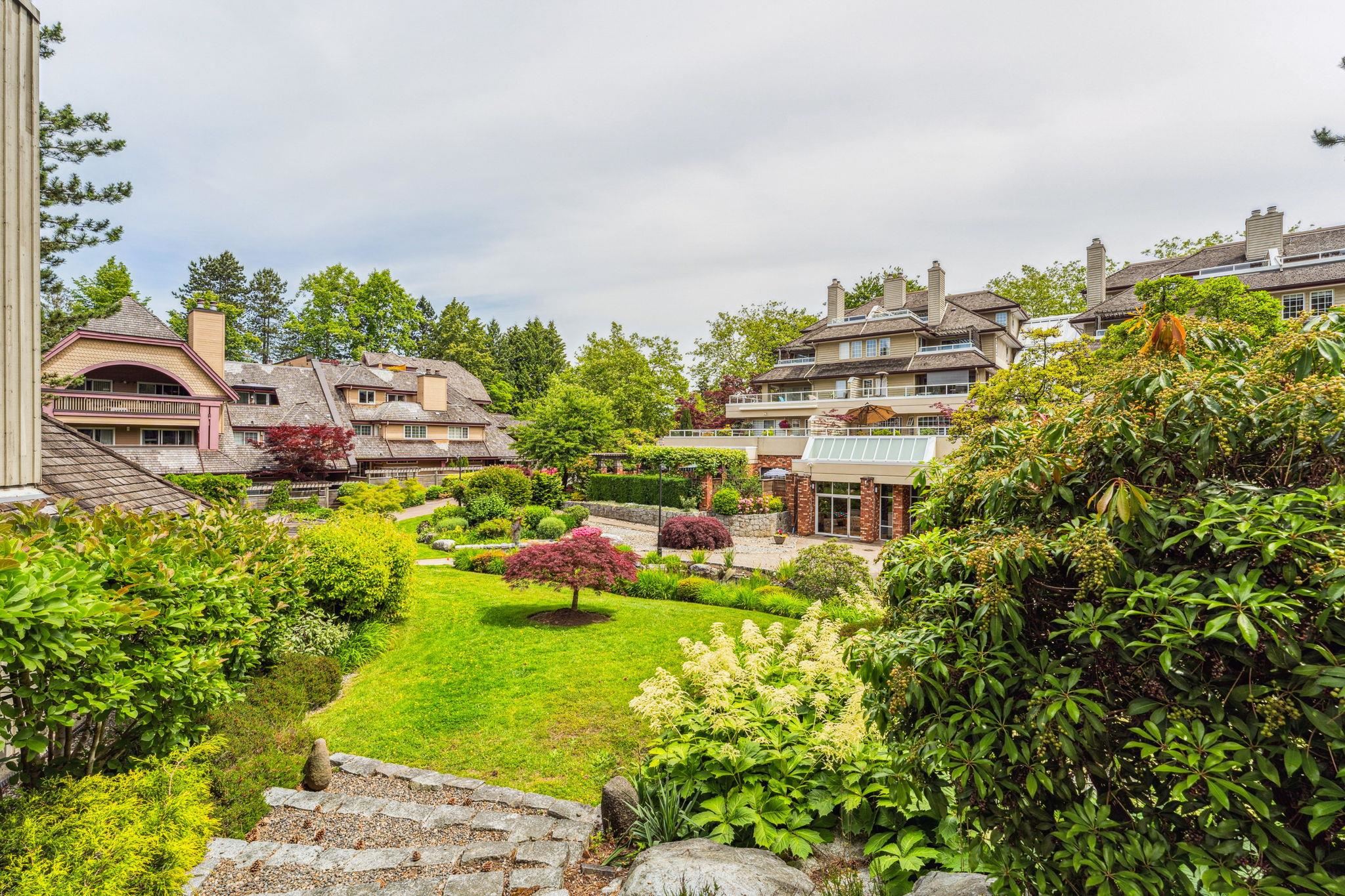 3969 CREEKSIDE PLACE