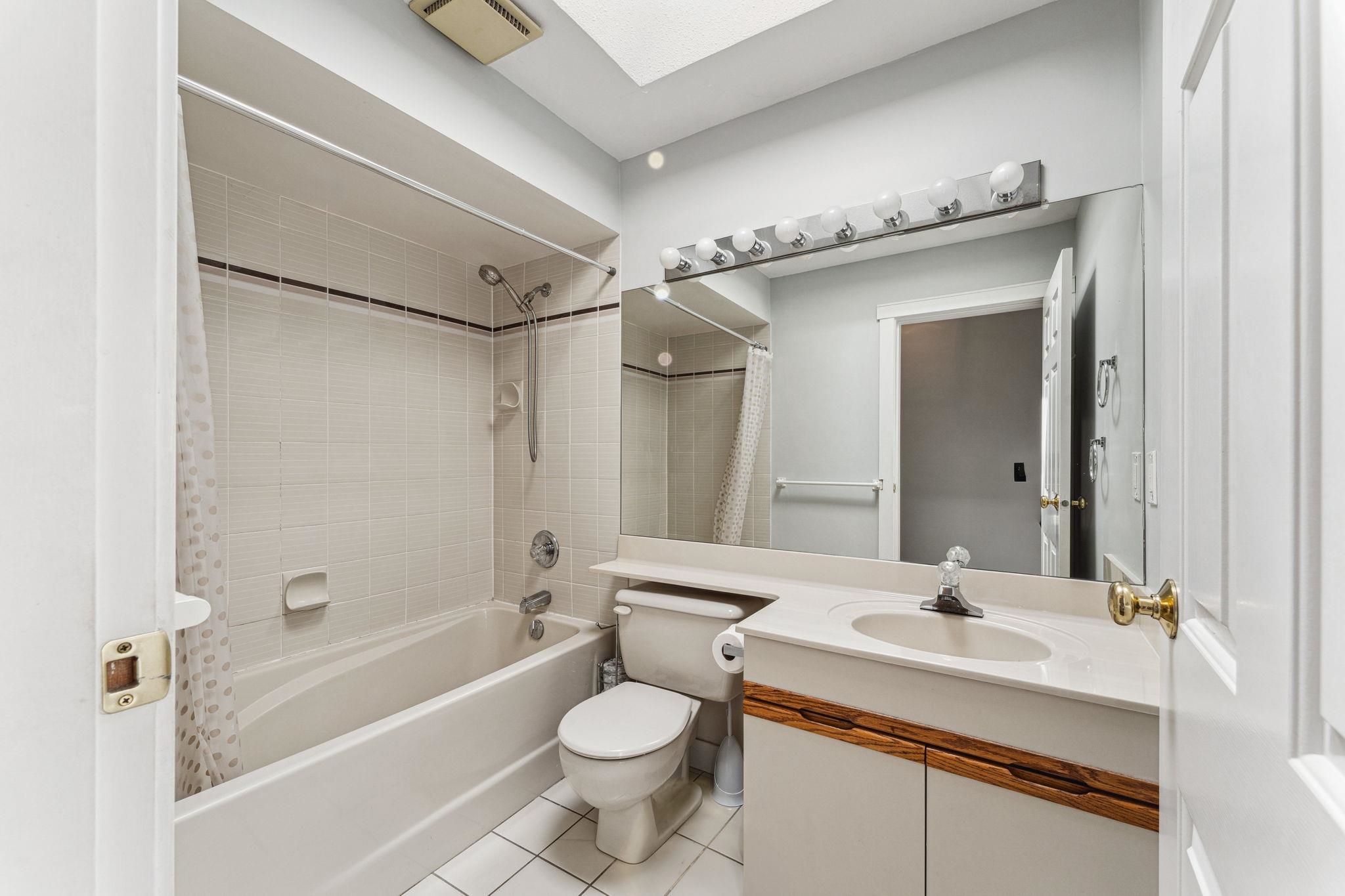 3969 CREEKSIDE PLACE