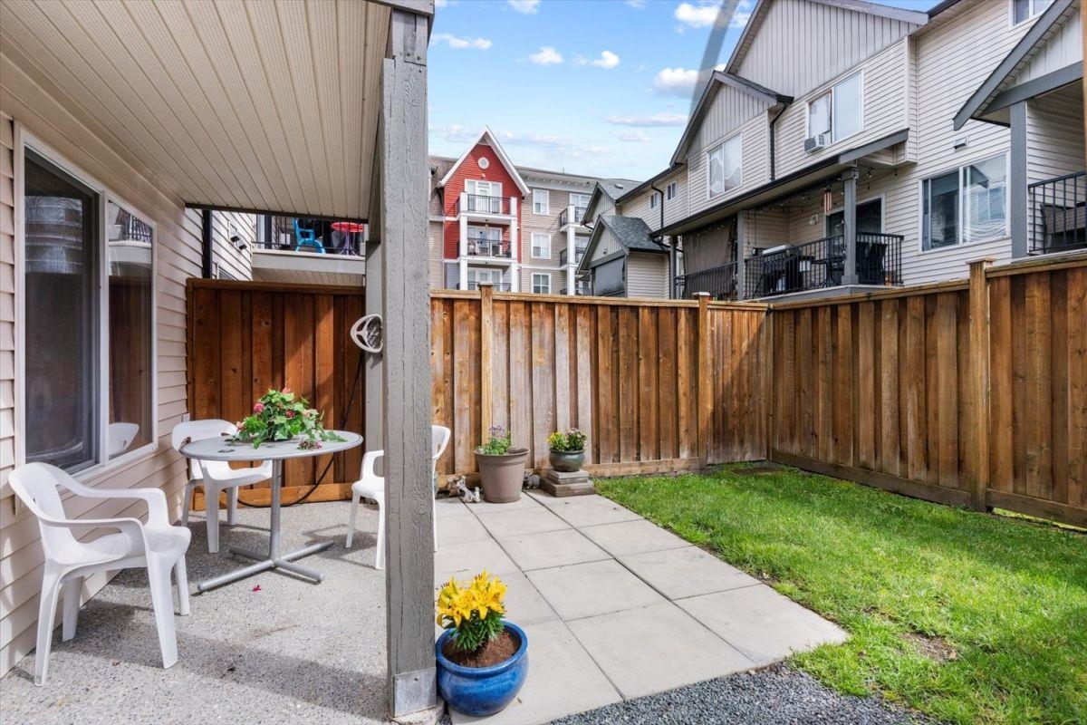 17 8917 EDWARD STREET Unit: 17