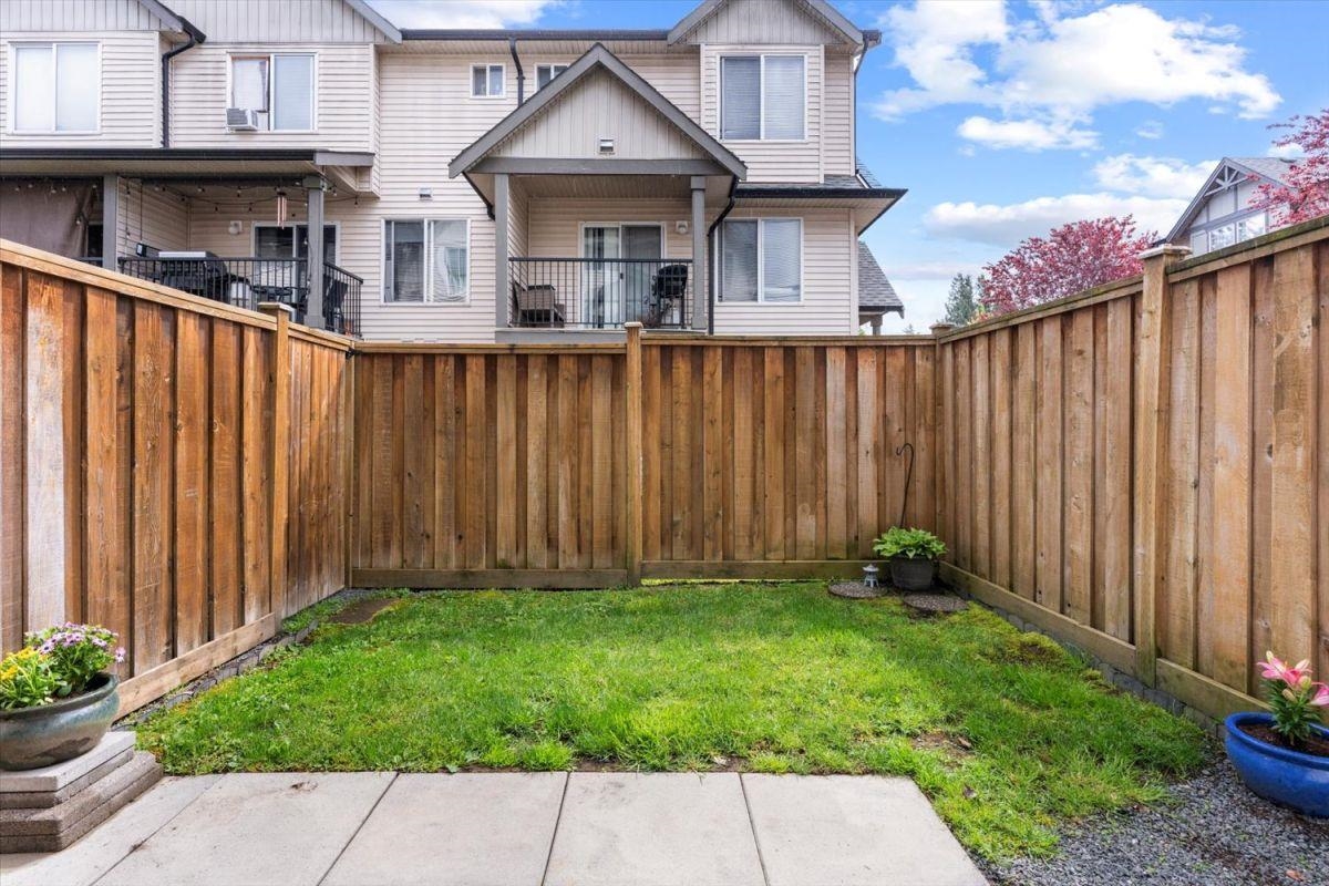 17 8917 EDWARD STREET Unit: 17