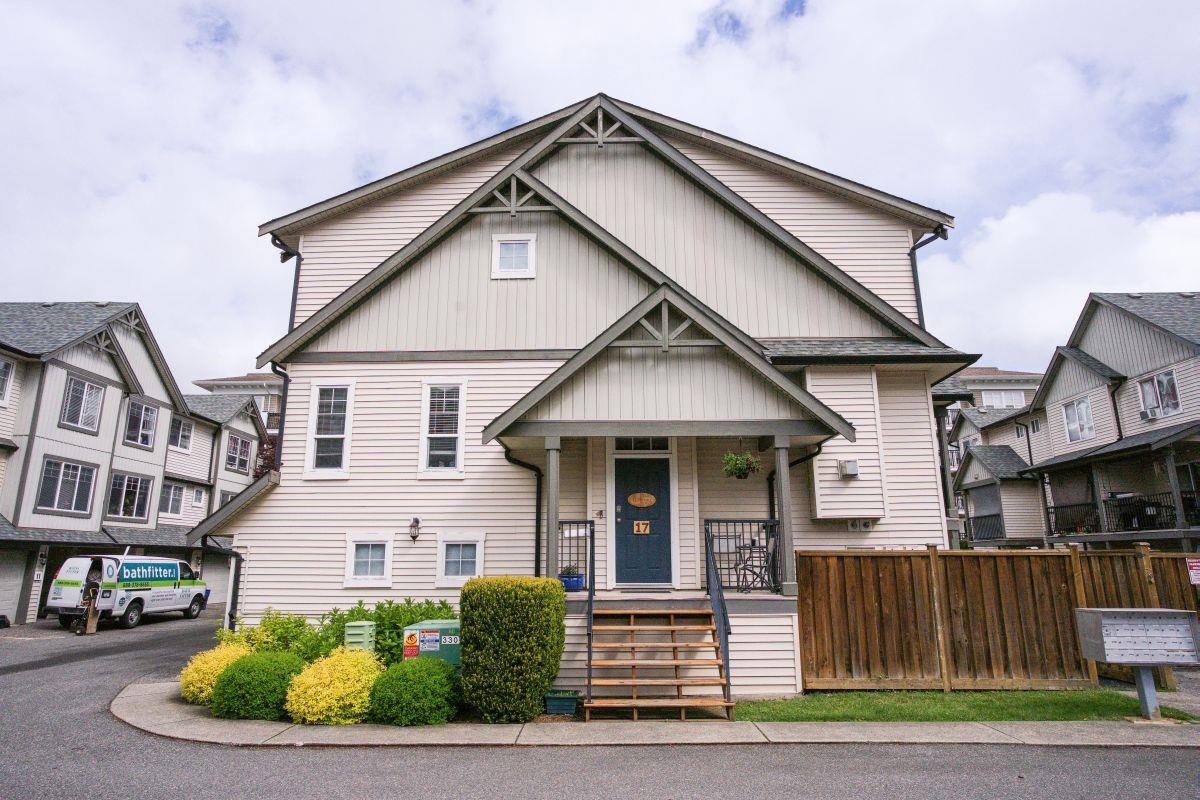 17 8917 EDWARD STREET Unit: 17