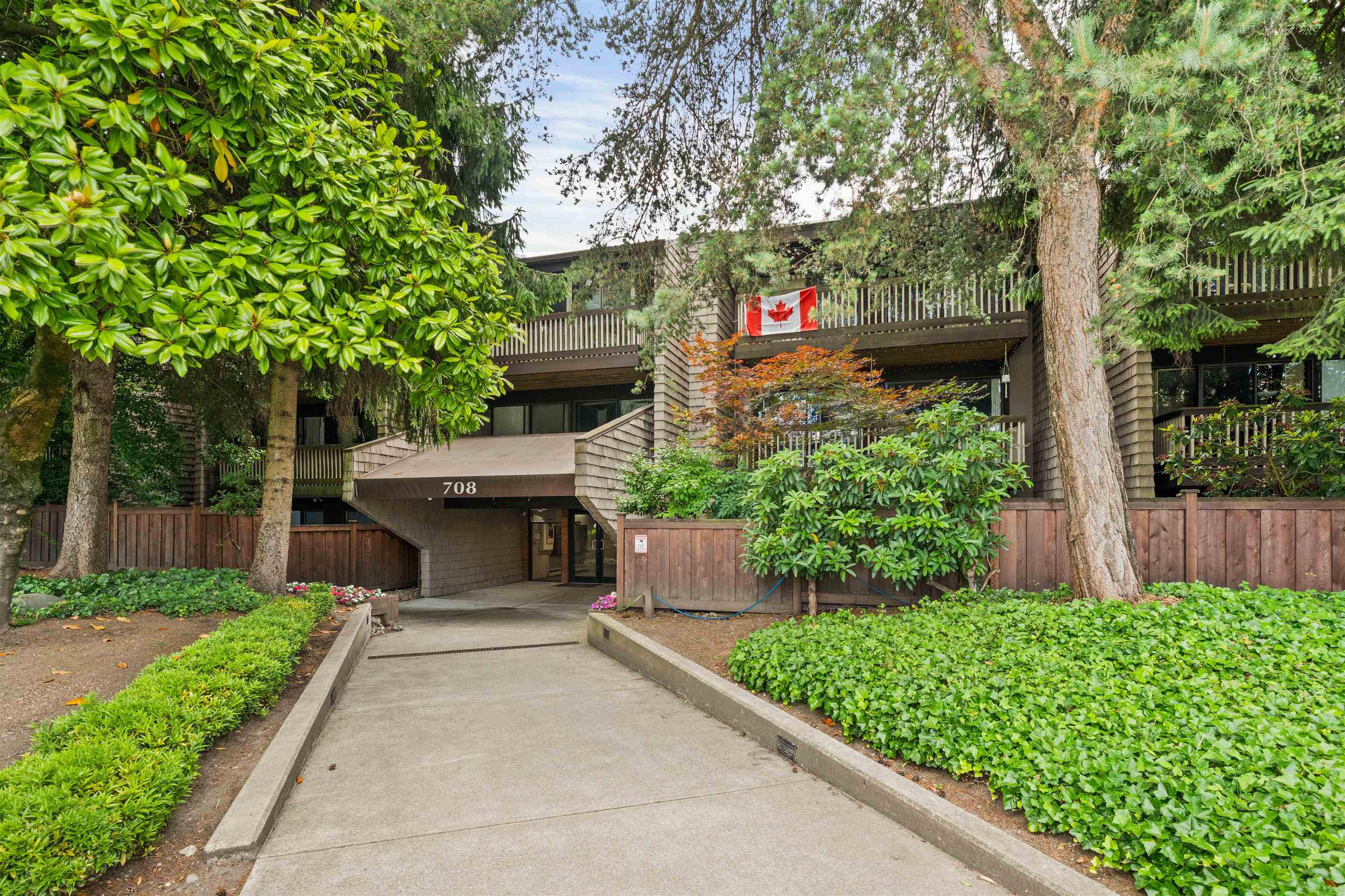 102 708 EIGHTH AVENUE Unit: 102