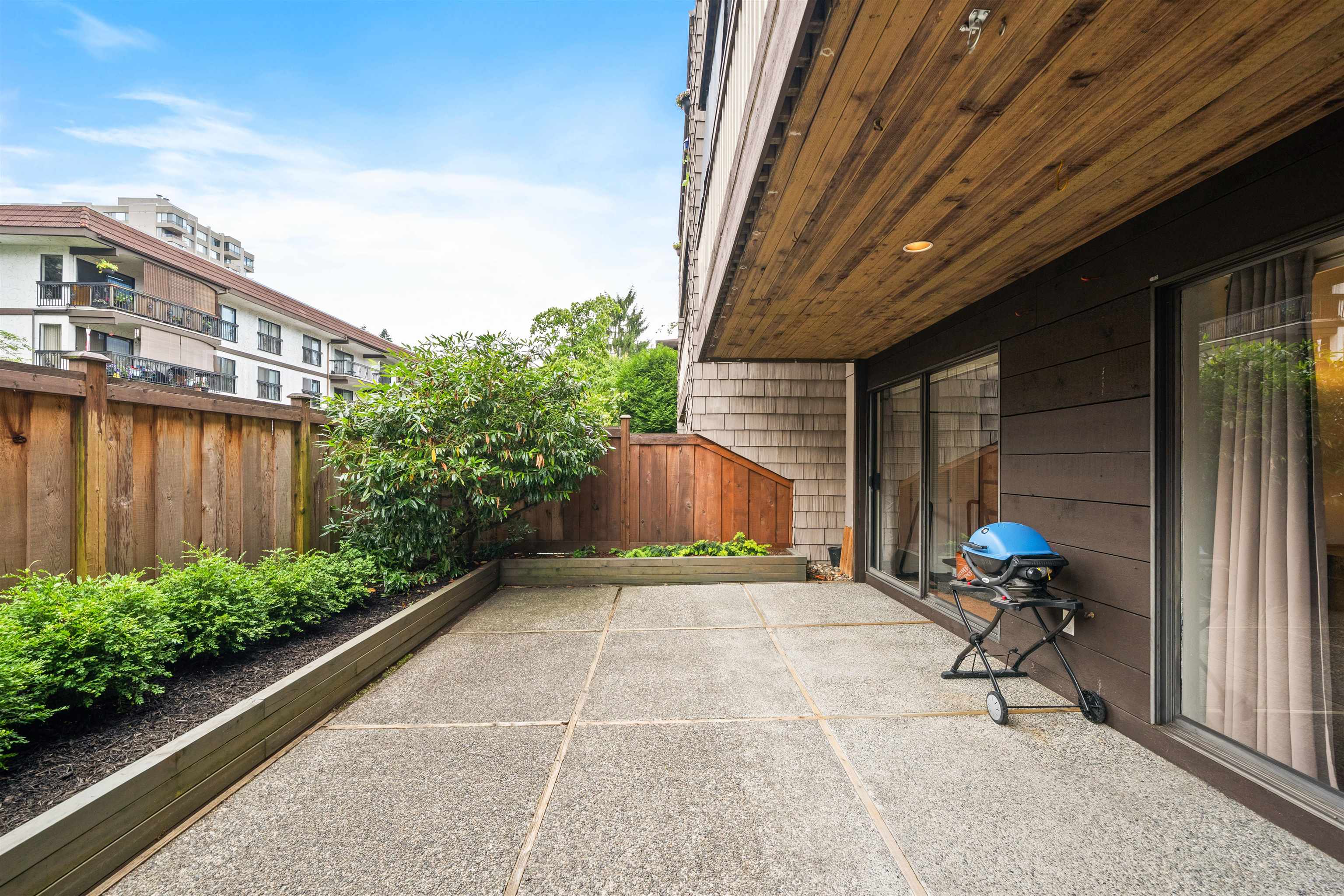 102 708 EIGHTH AVENUE Unit: 102