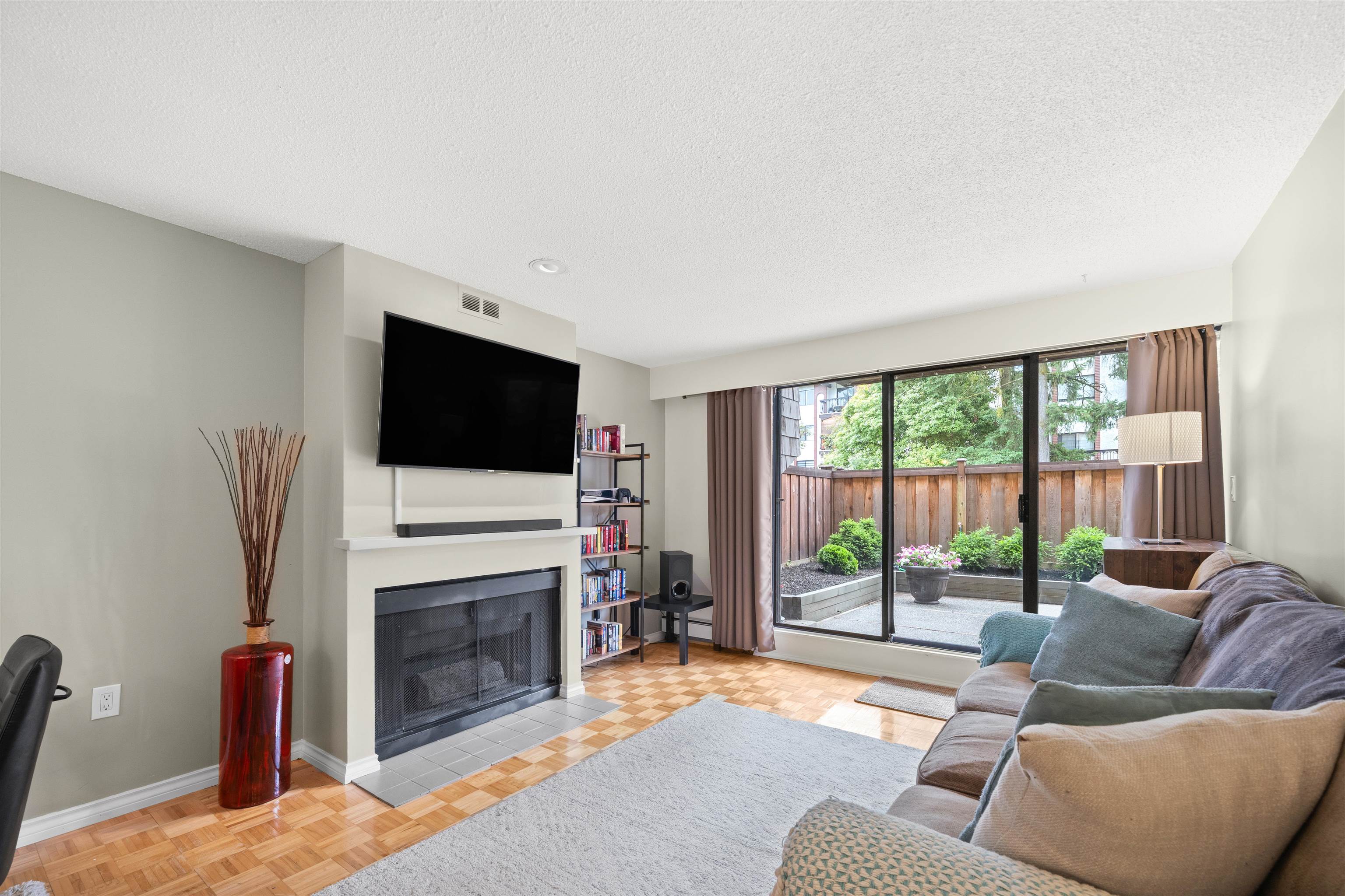 102 708 EIGHTH AVENUE Unit: 102