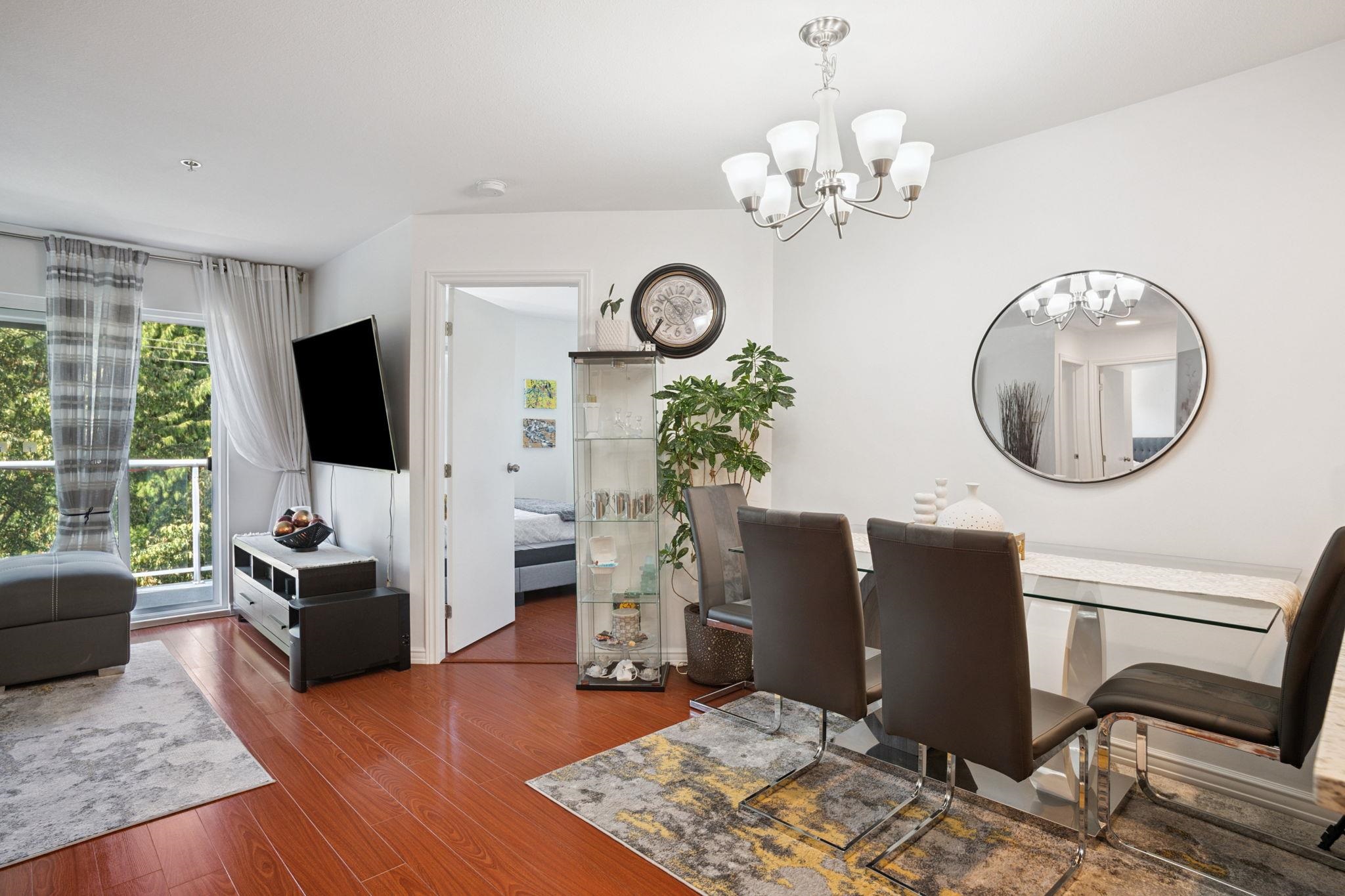 402 2983 CAMBRIDGE STREET Unit: 402
