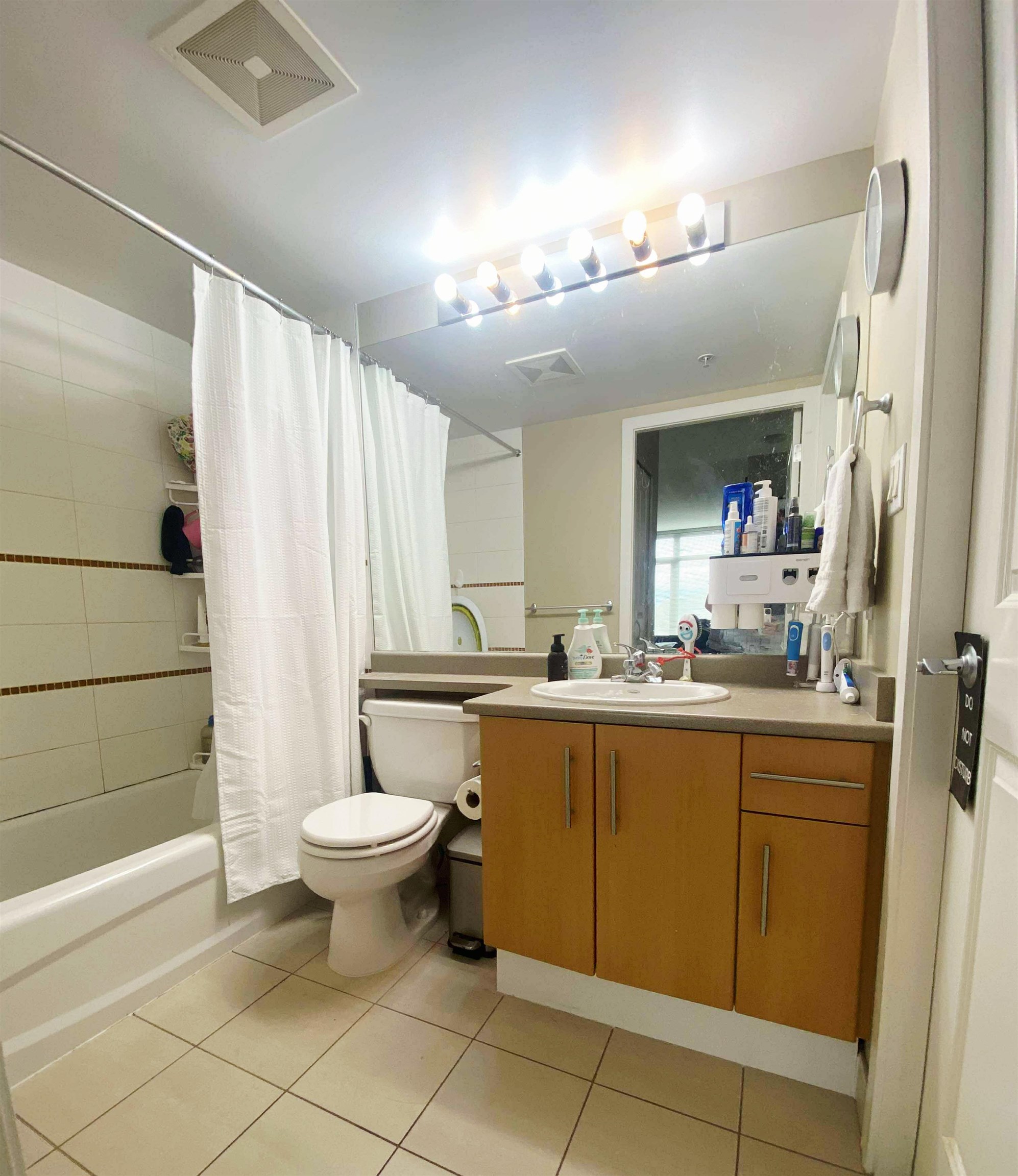 905 3660 VANNESS AVENUE Unit: 905