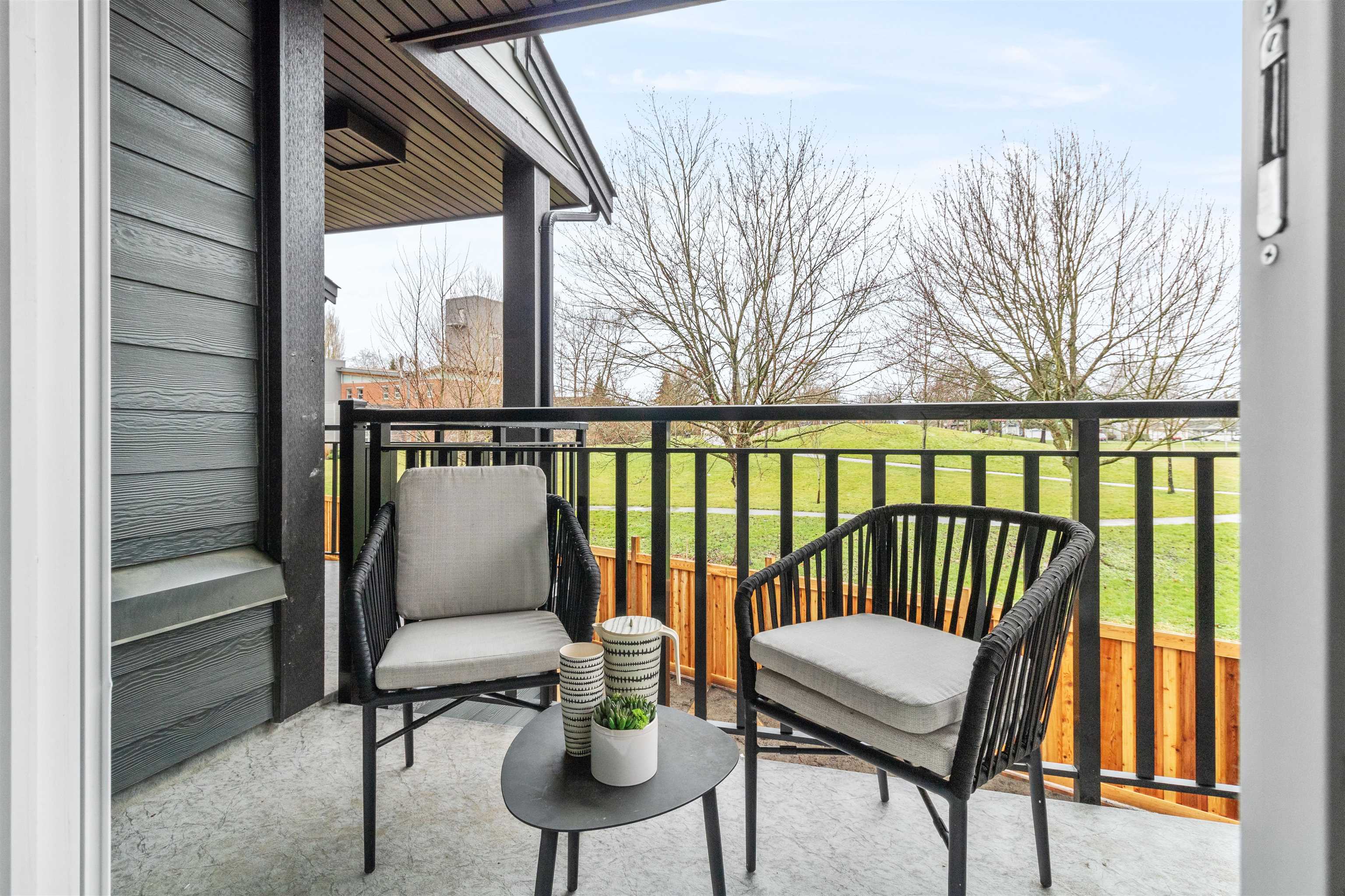 1 22551 WESTMINSTER HIGHWAY Unit: 1