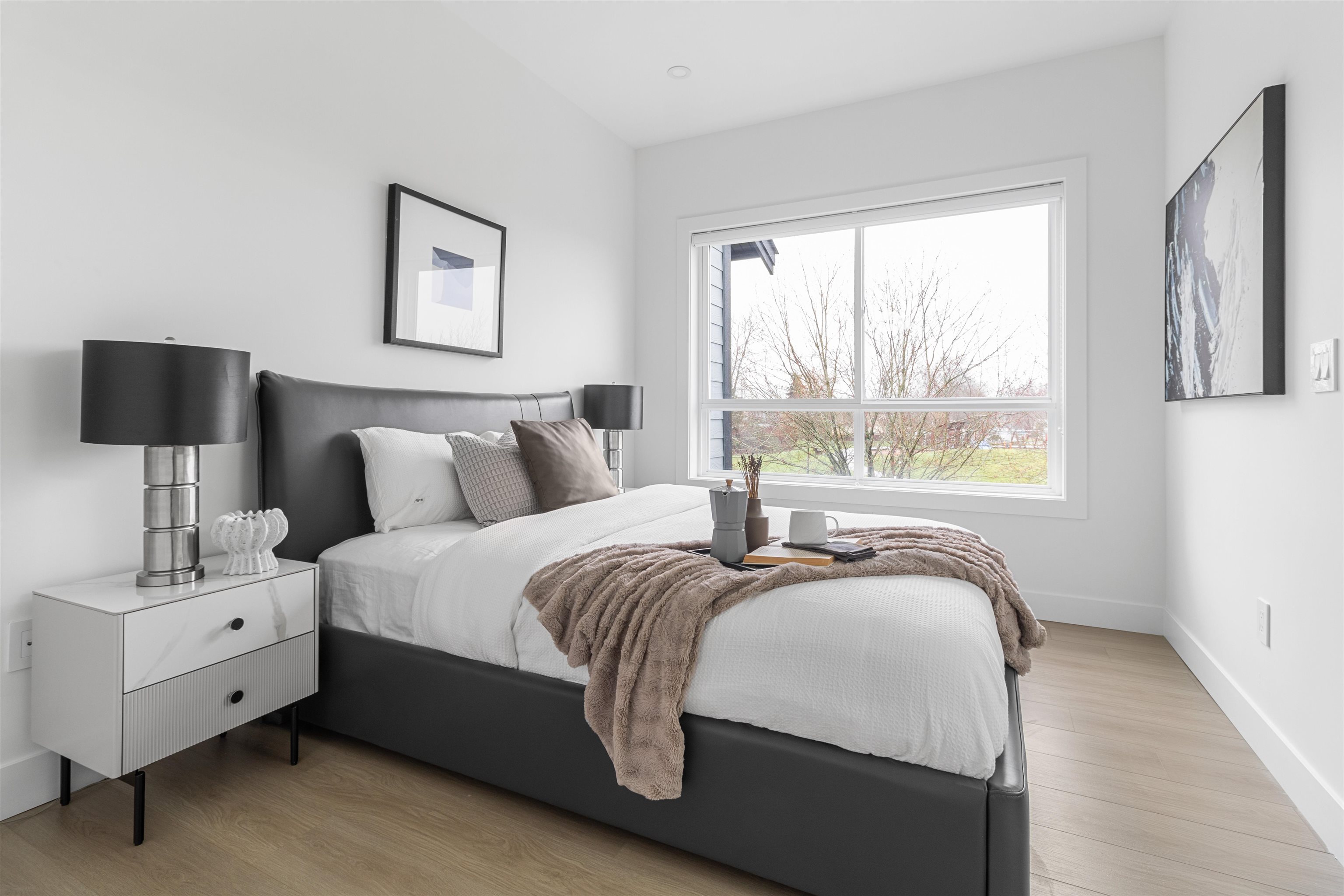 1 22551 WESTMINSTER HIGHWAY Unit: 1