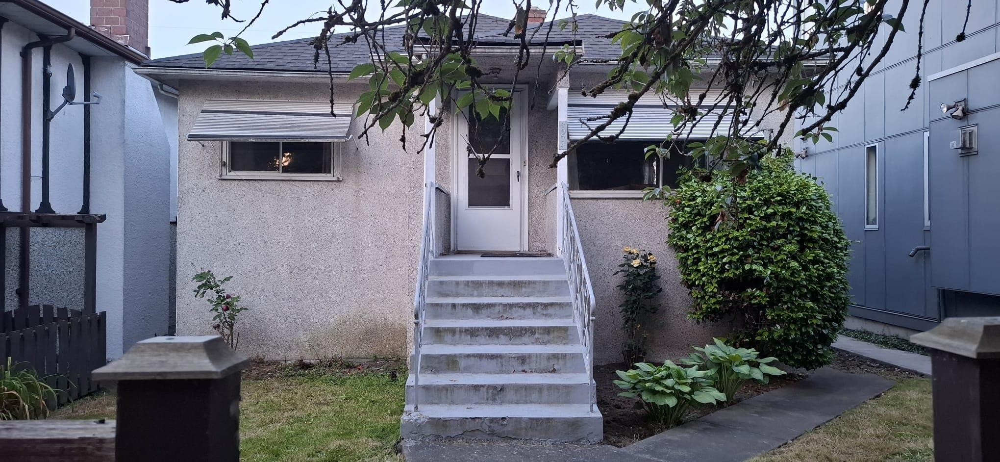 4974 PRINCE ALBERT STREET