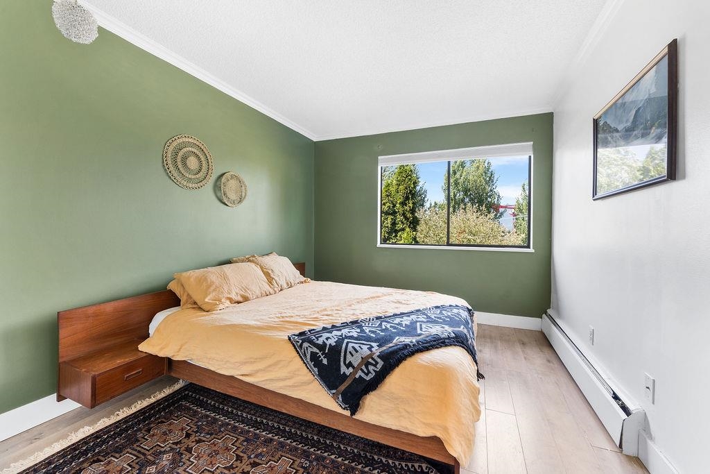 305 440 E 5TH AVENUE Unit: 305