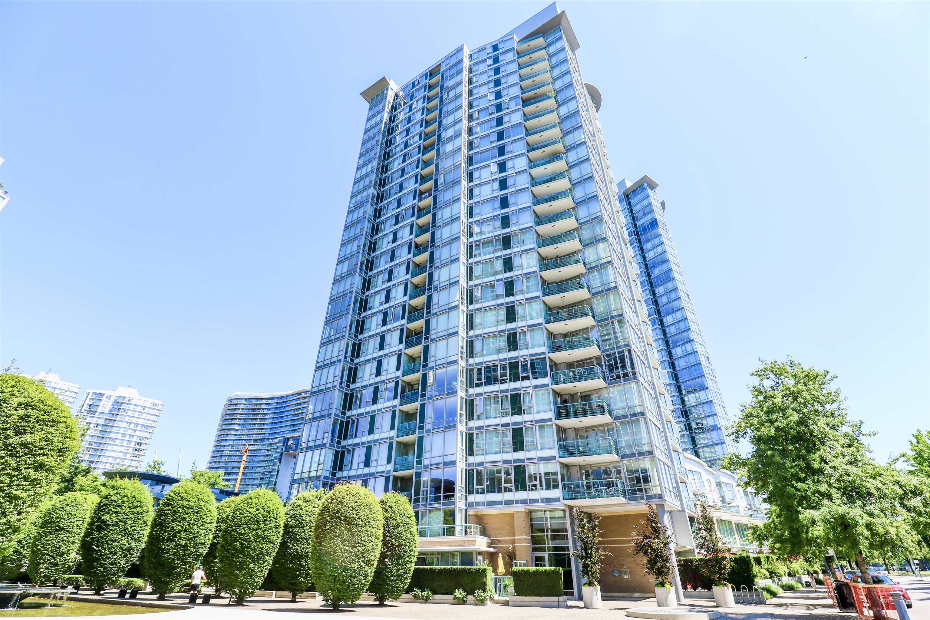 707 1067 MARINASIDE CRESCENT Unit: 707