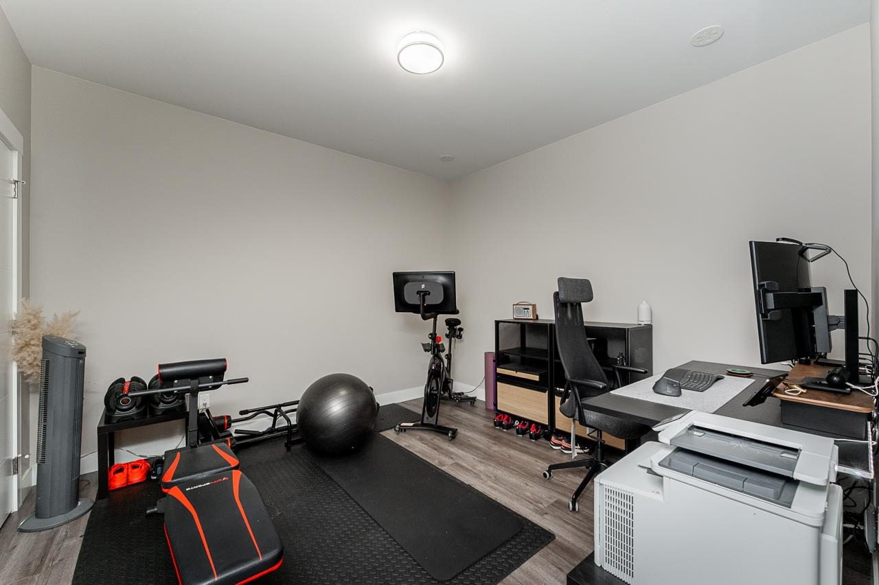 97 17033 FRASER HIGHWAY Unit: 97