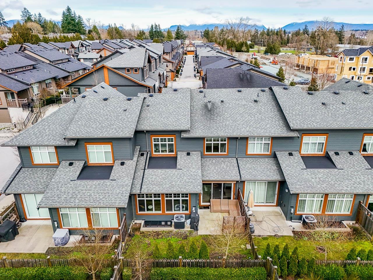 97 17033 FRASER HIGHWAY Unit: 97