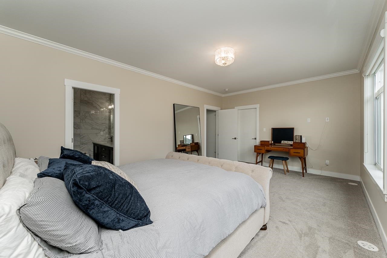 97 17033 FRASER HIGHWAY Unit: 97