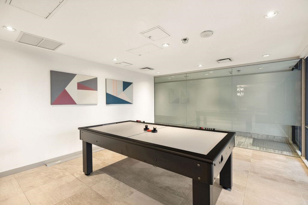 1603 2378 ALPHA AVENUE Unit: 1603