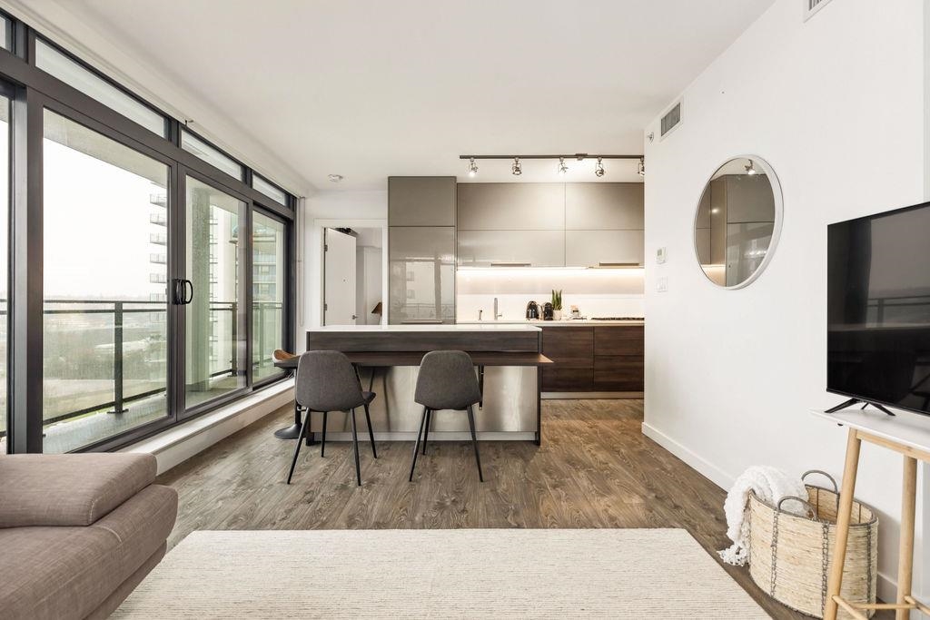 1603 2378 ALPHA AVENUE Unit: 1603