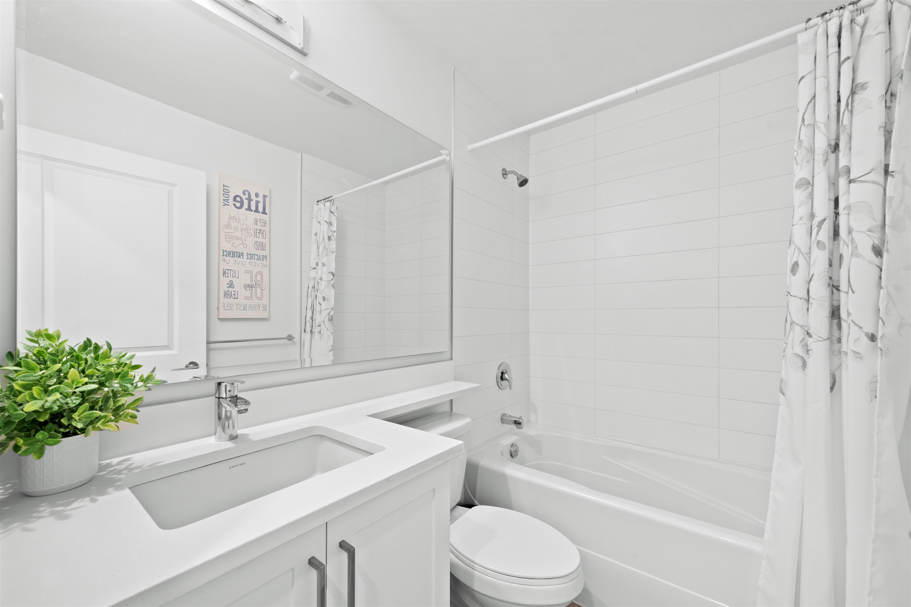 11 2550 156 STREET Unit: 11