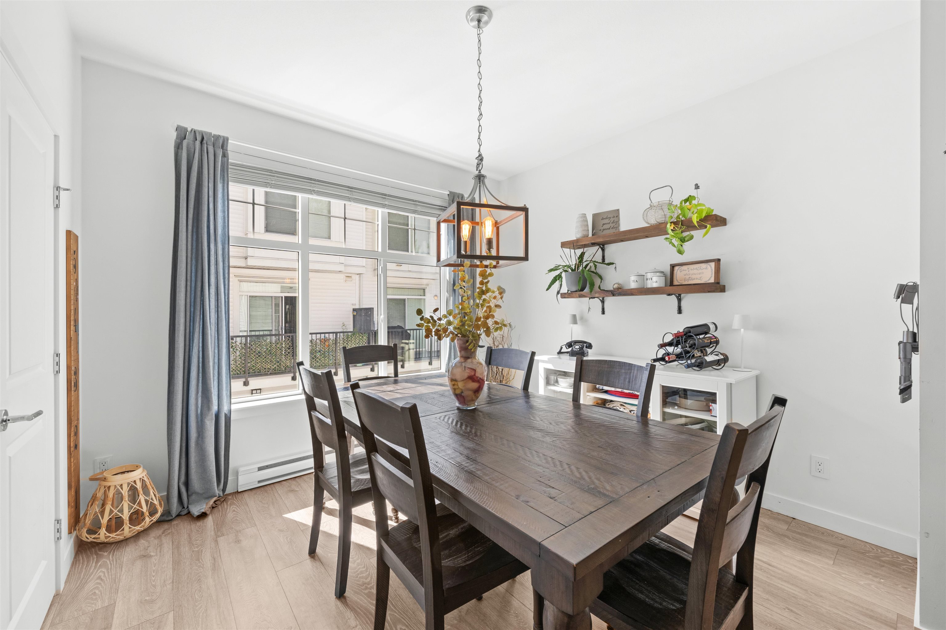 11 2550 156 STREET Unit: 11