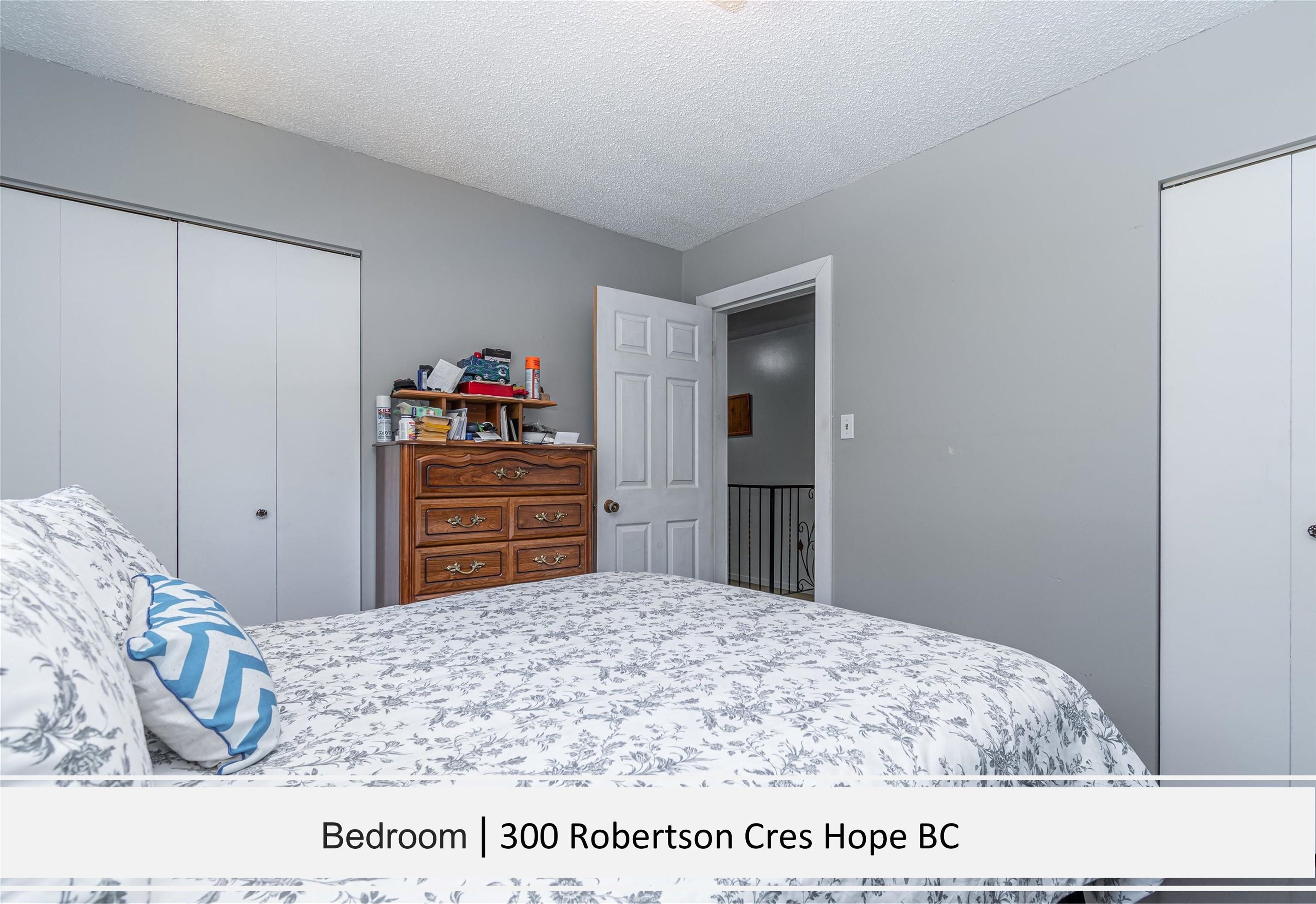 300 ROBERTSON CRESCENT