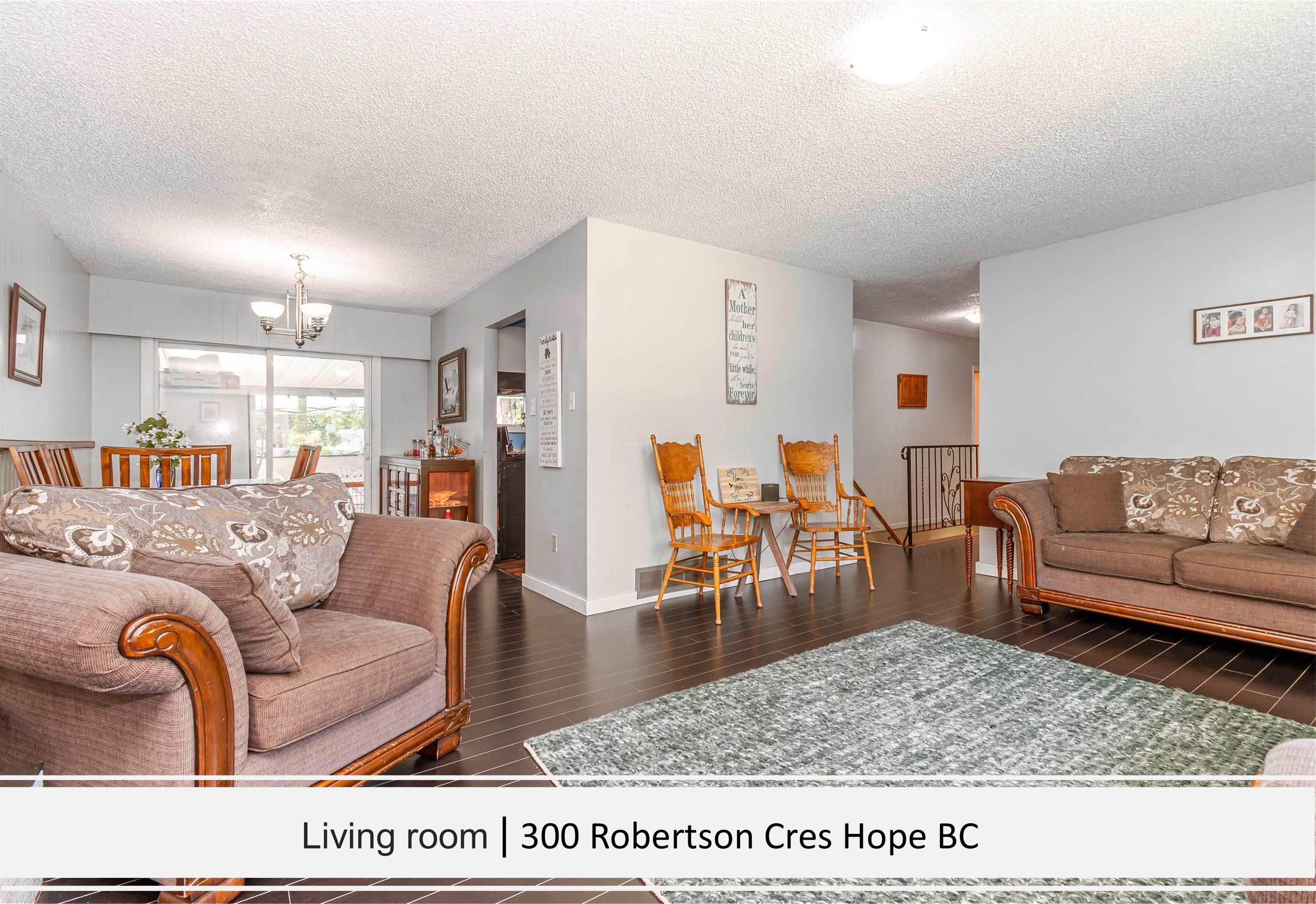 300 ROBERTSON CRESCENT