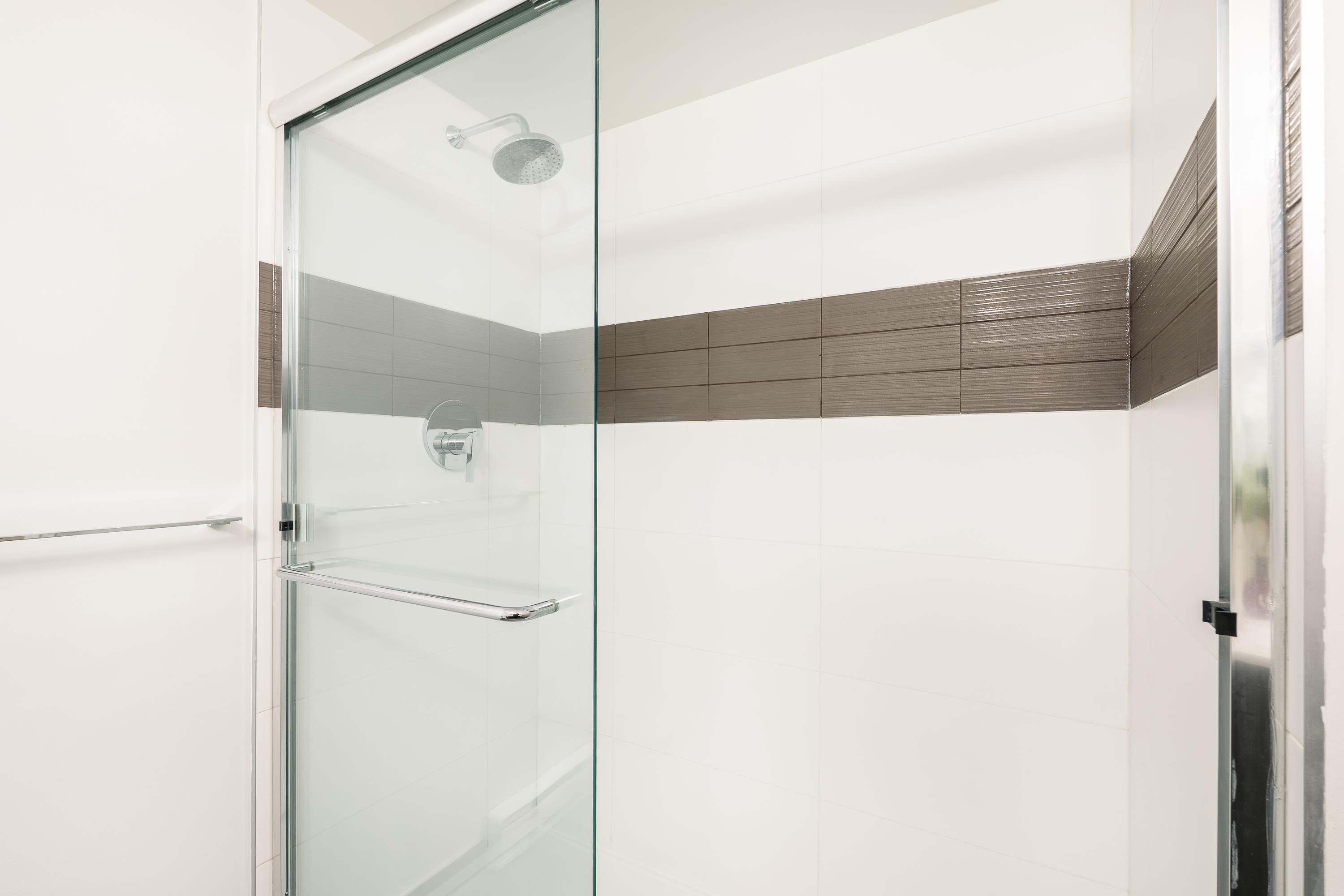 205 8695 160 STREET Unit: 205