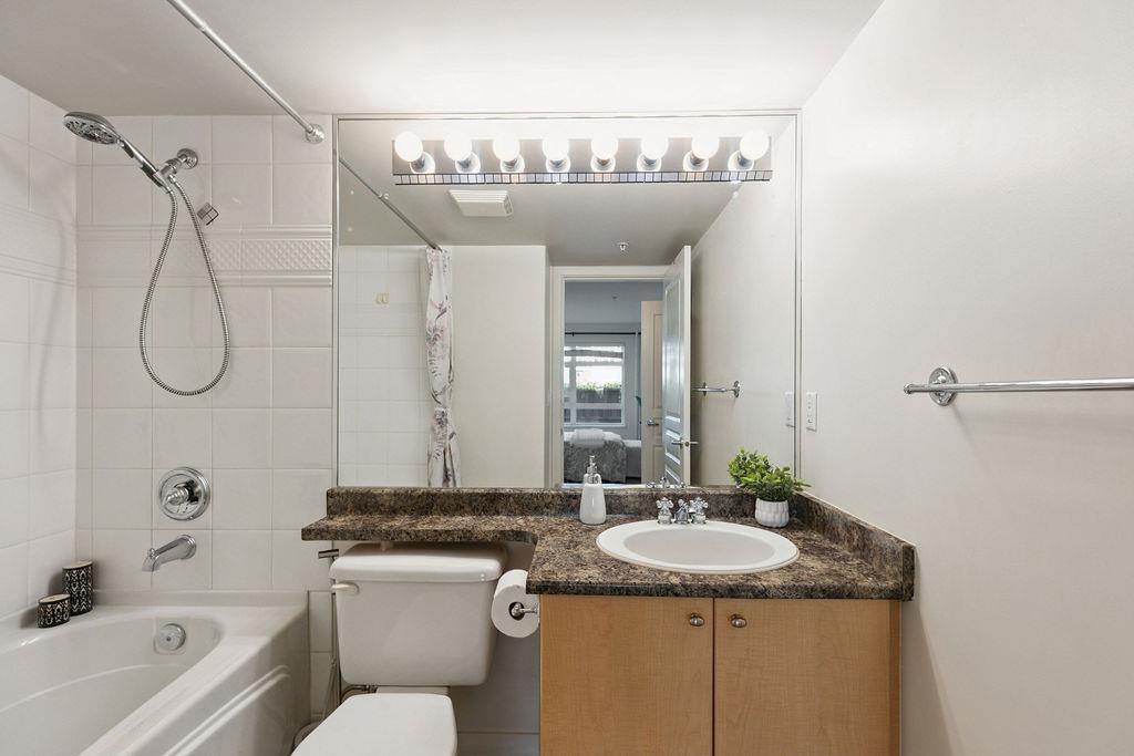 109 3122 ST JOHNS STREET Unit: 109