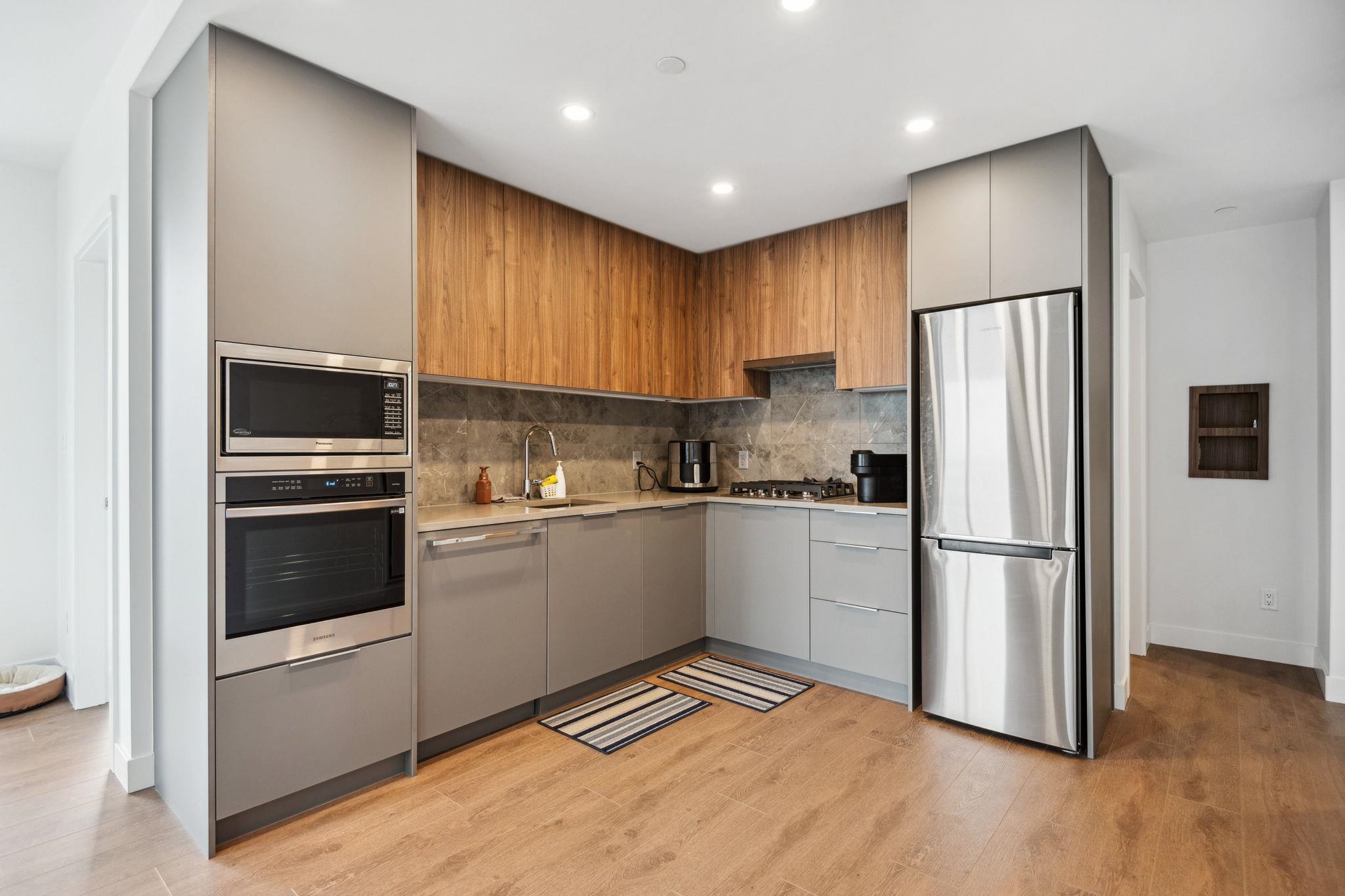 1709 13387 OLD YALE ROAD Unit: 1709