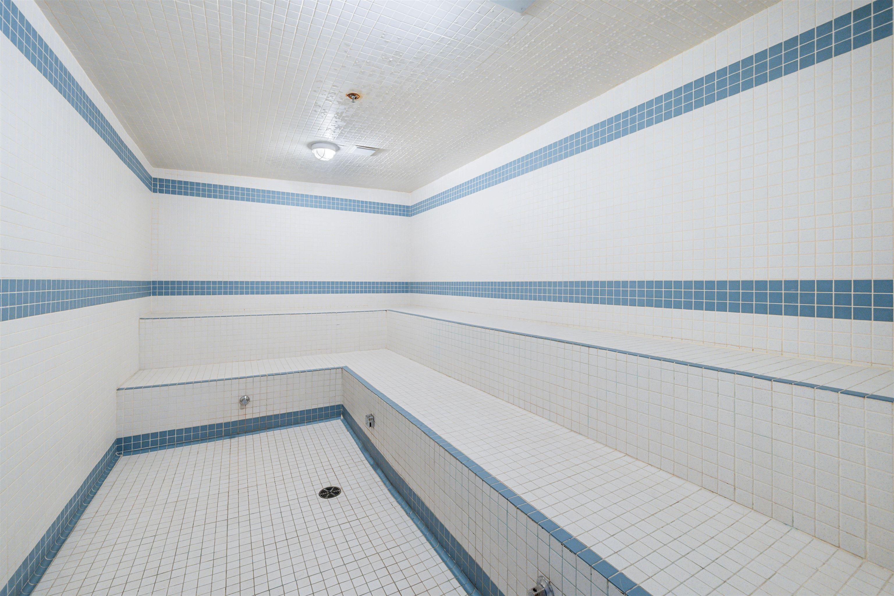 TH8 989 RICHARDS STREET Unit: TH8