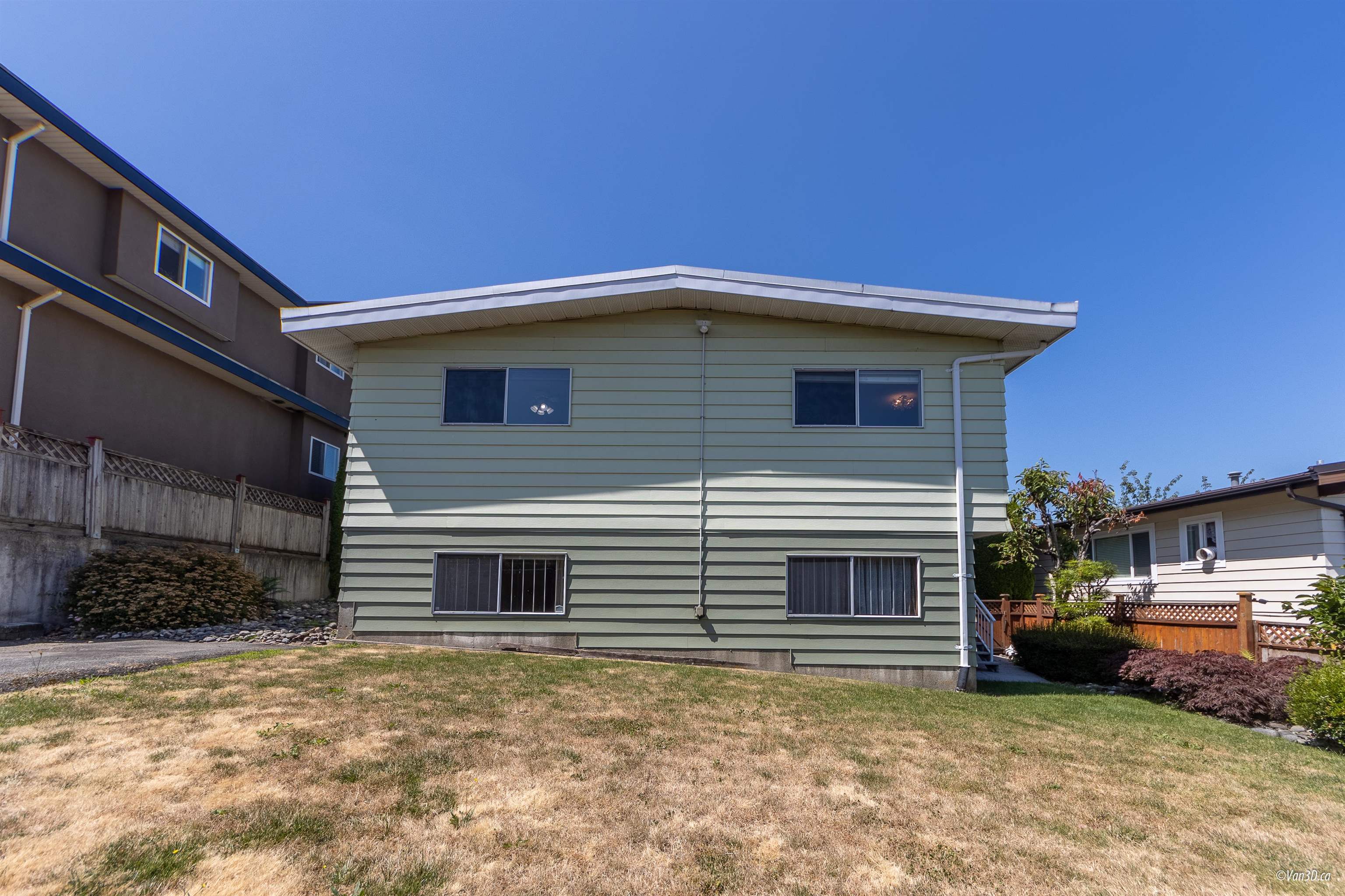 3810 CARDIFF PLACE