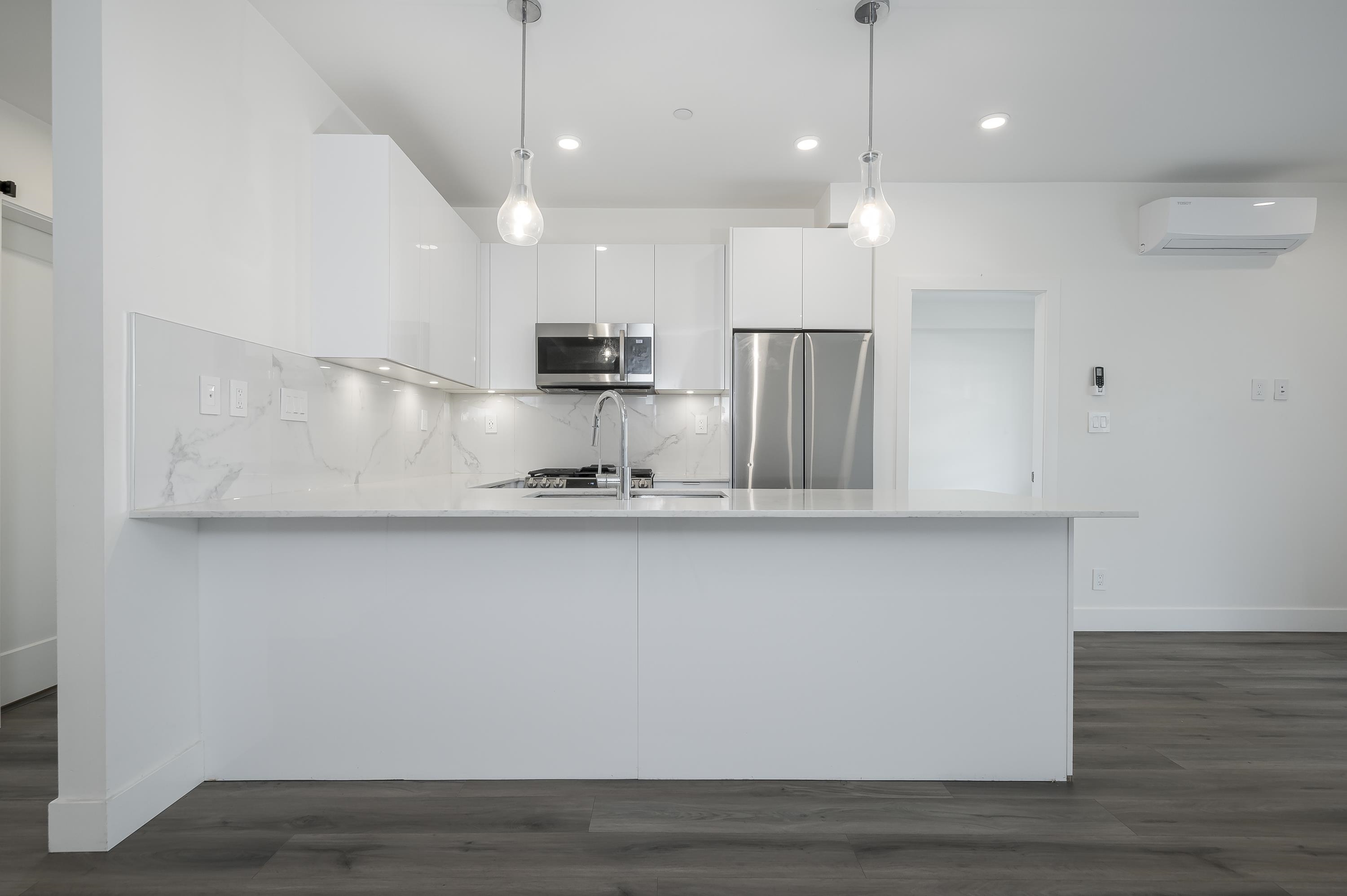 A202 8447 202 STREET Unit: A202
