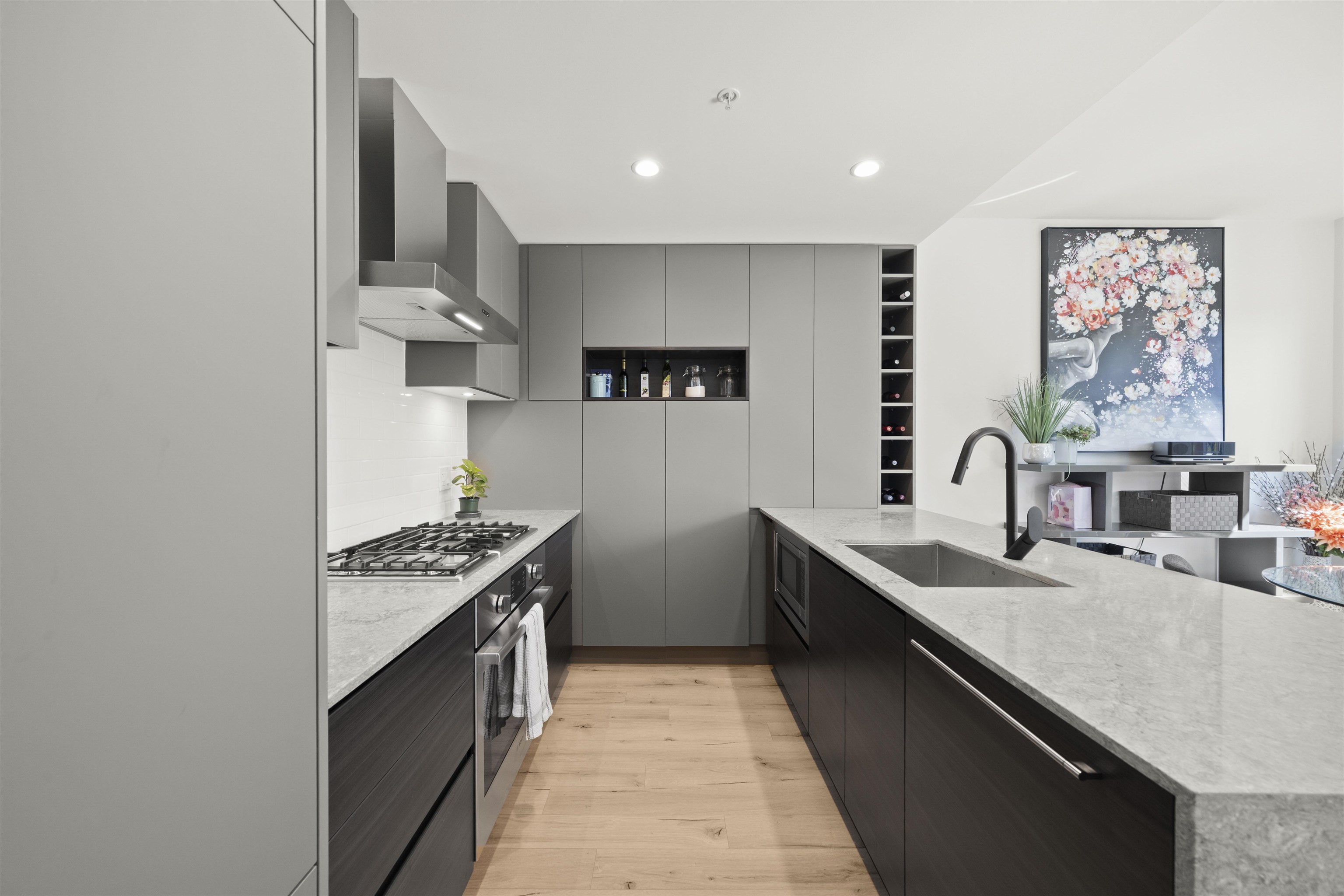 309 3131 MURRAY STREET Unit: 309