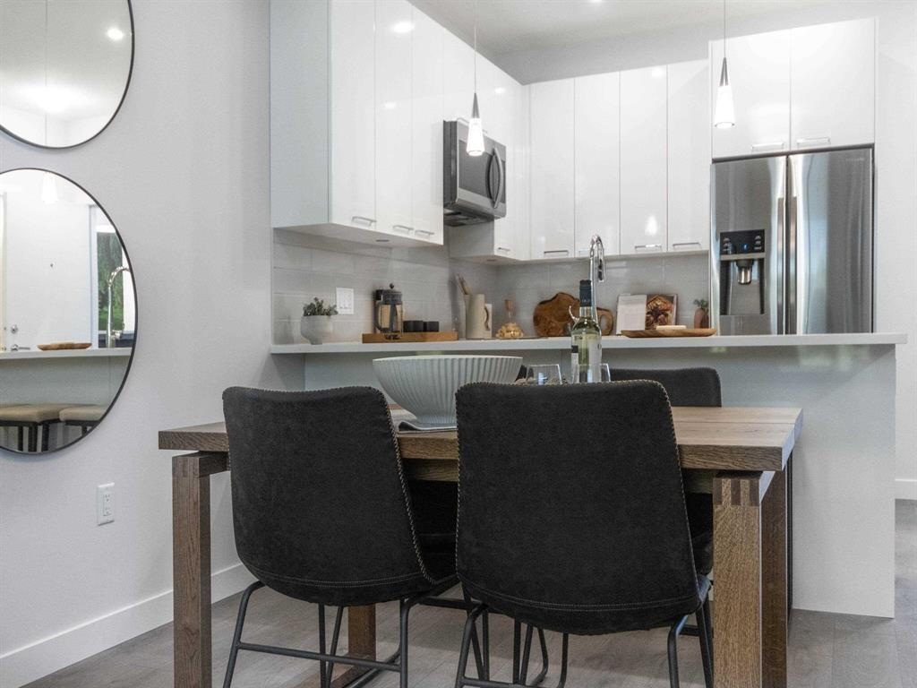 320 33886 PINE STREET AVENUE Unit: 320
