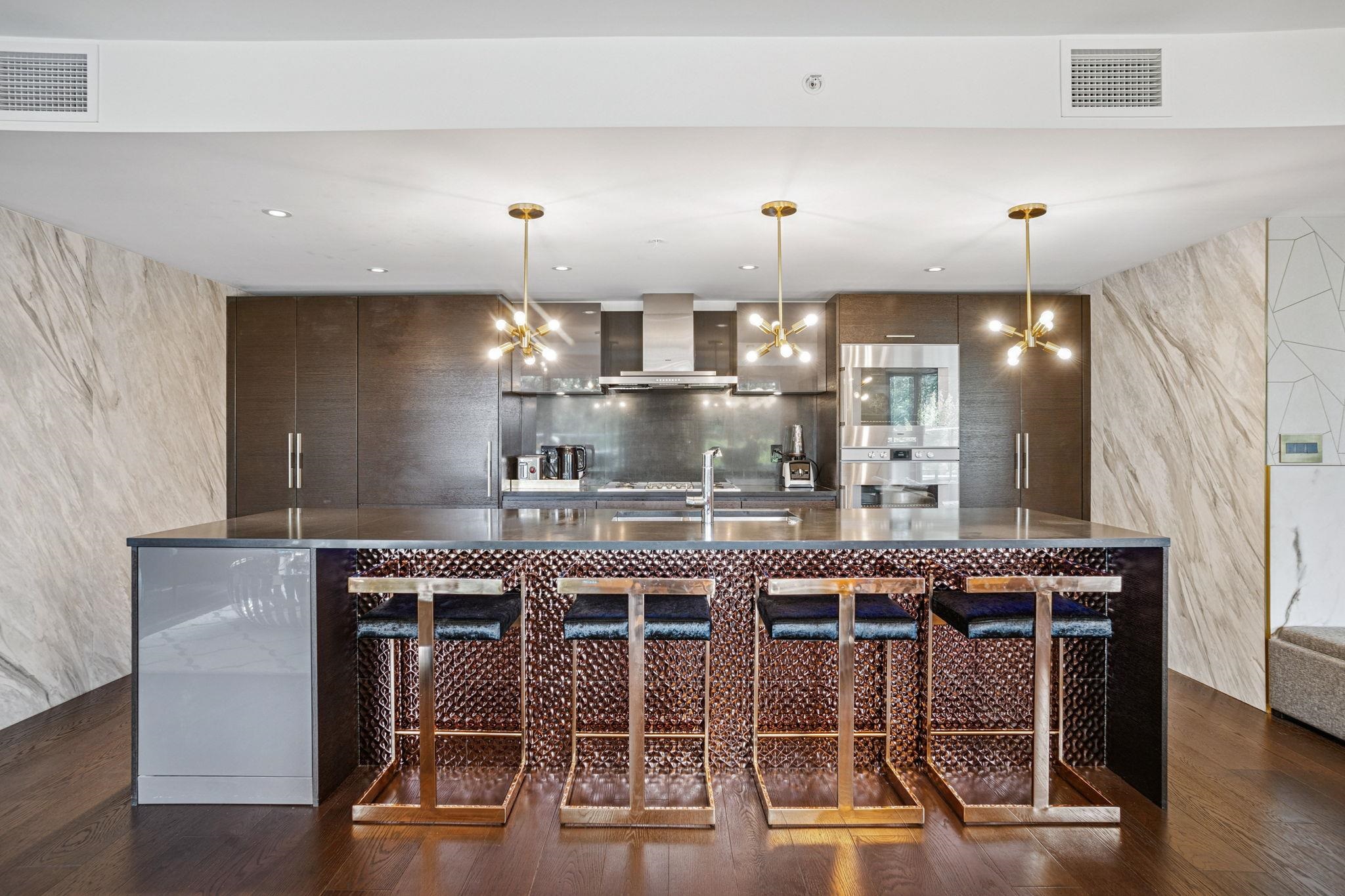 304 7128 ADERA STREET Unit: 304