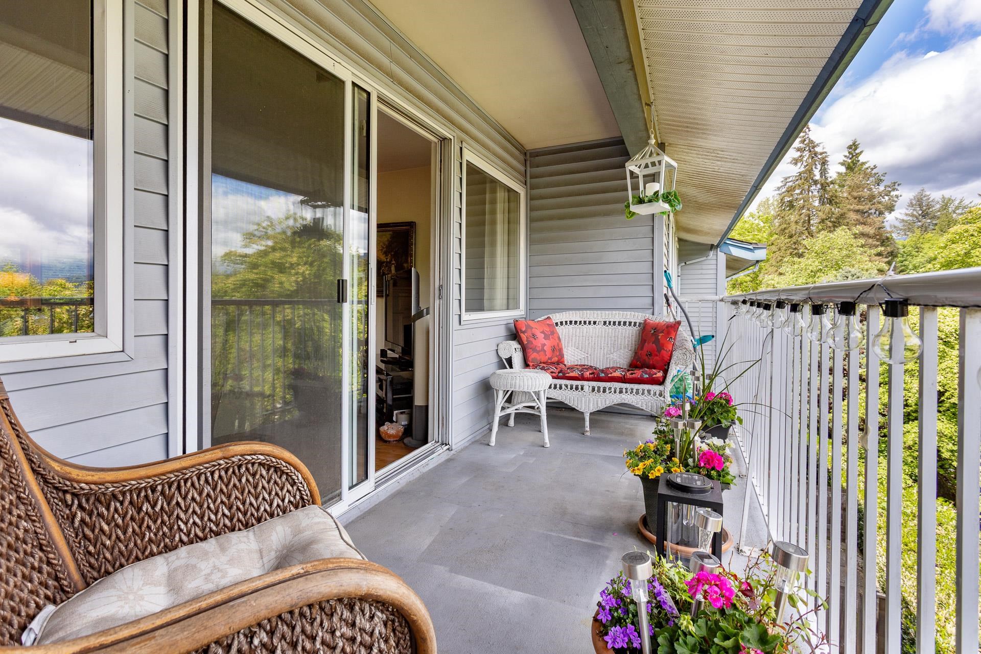 1087 CECILE DRIVE