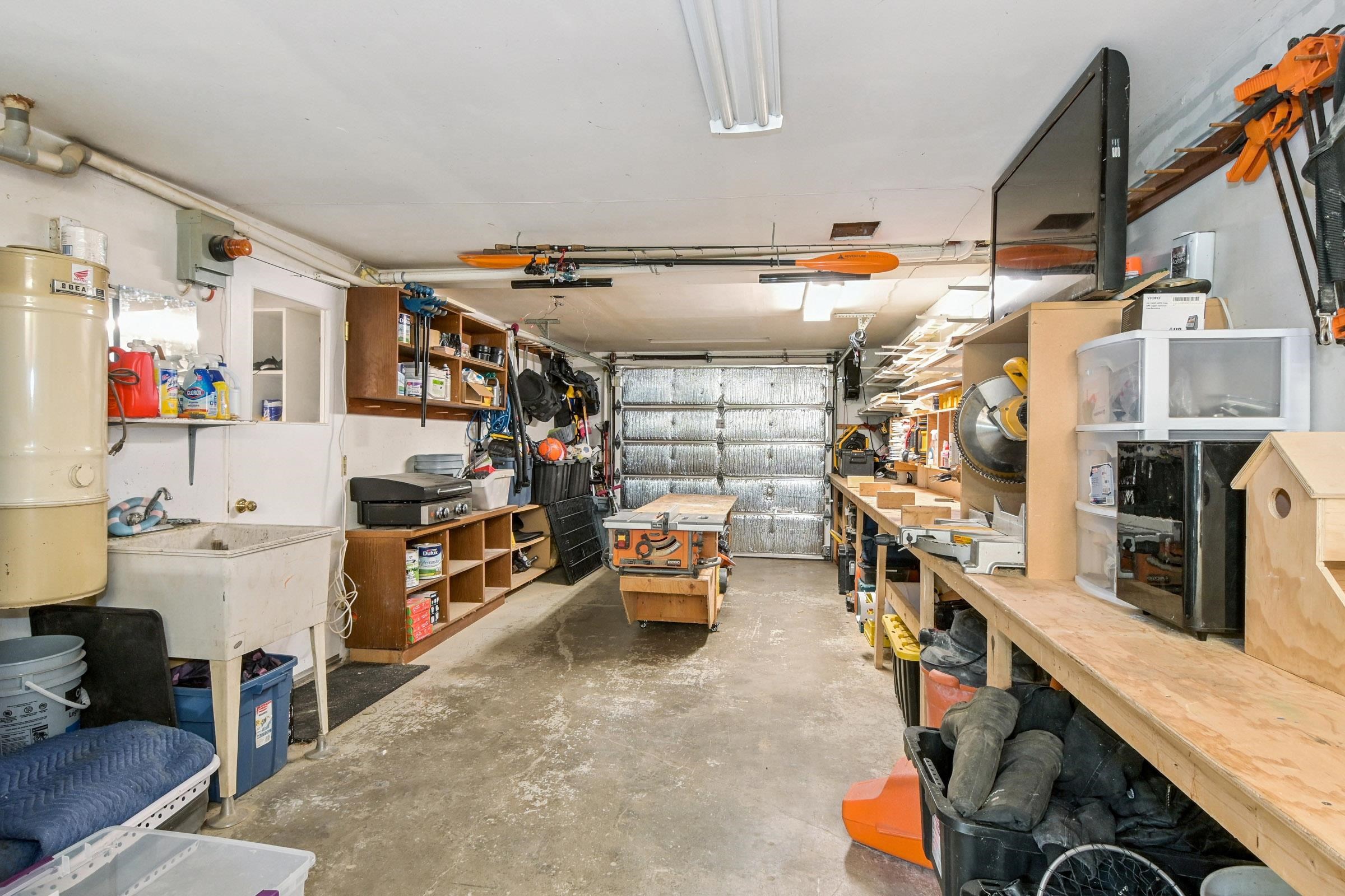 1850 SINCLAIR PLACE