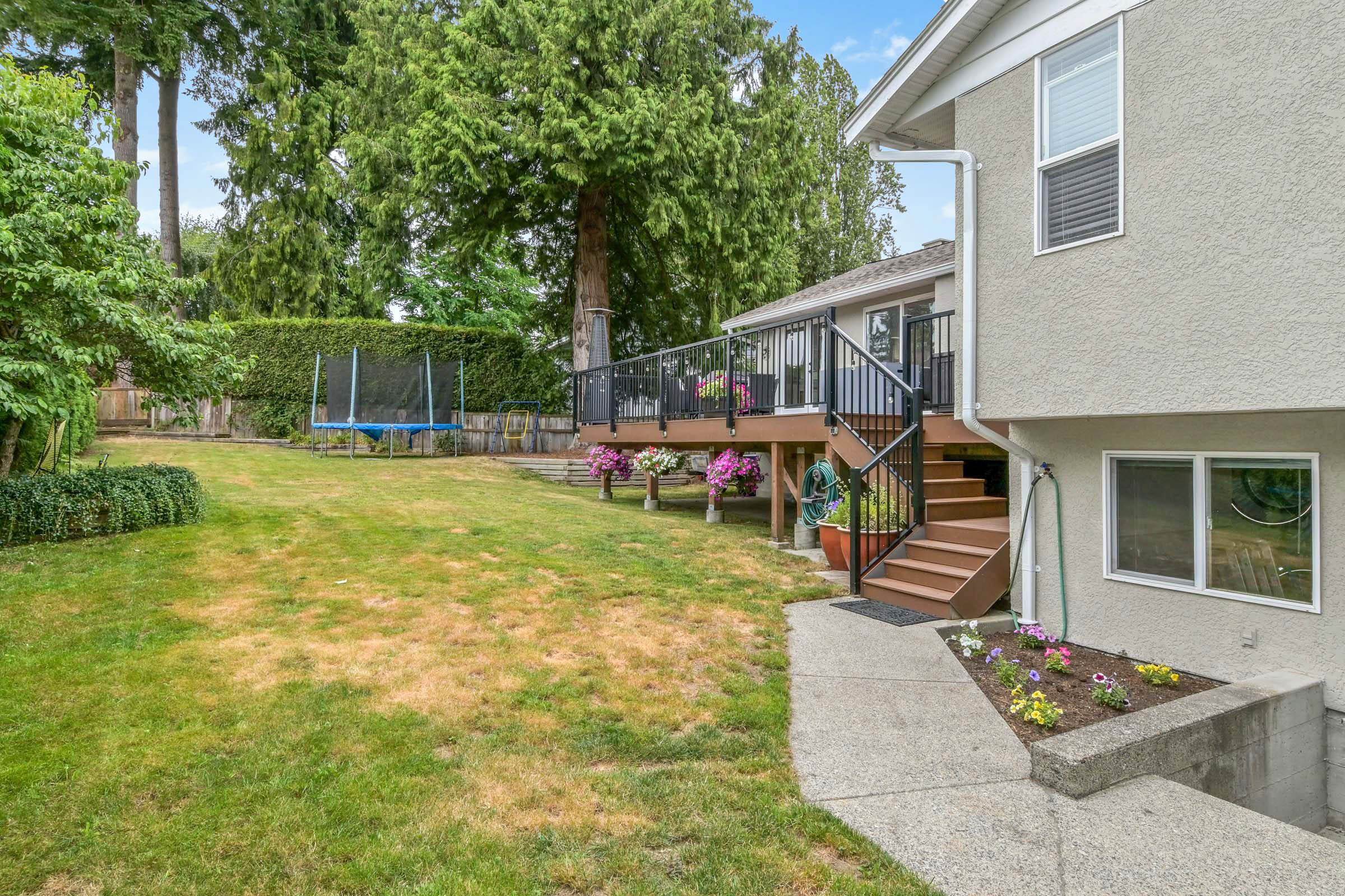 1850 SINCLAIR PLACE