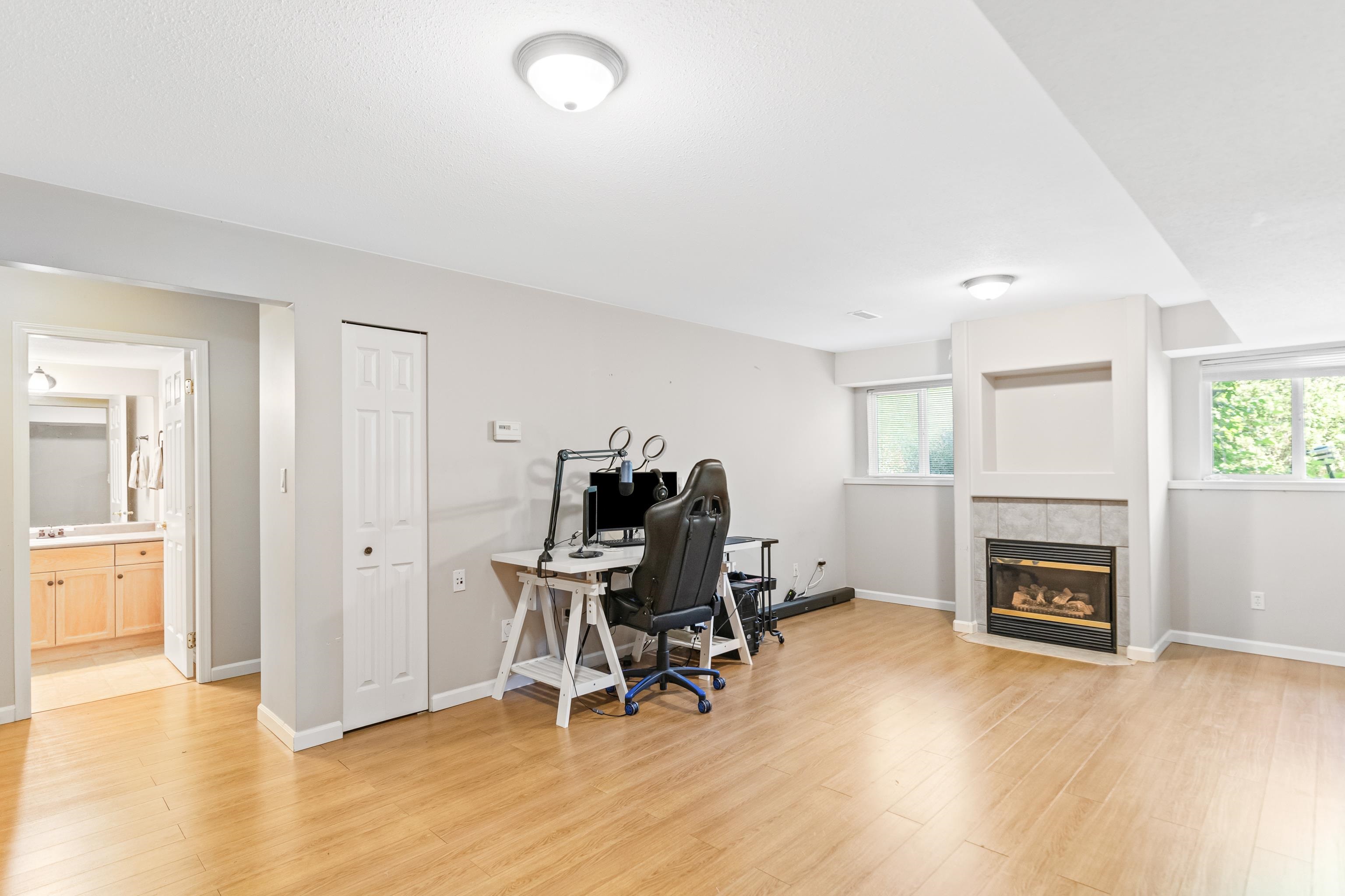 18 3635 BLUE JAY STREET STREET Unit: 18