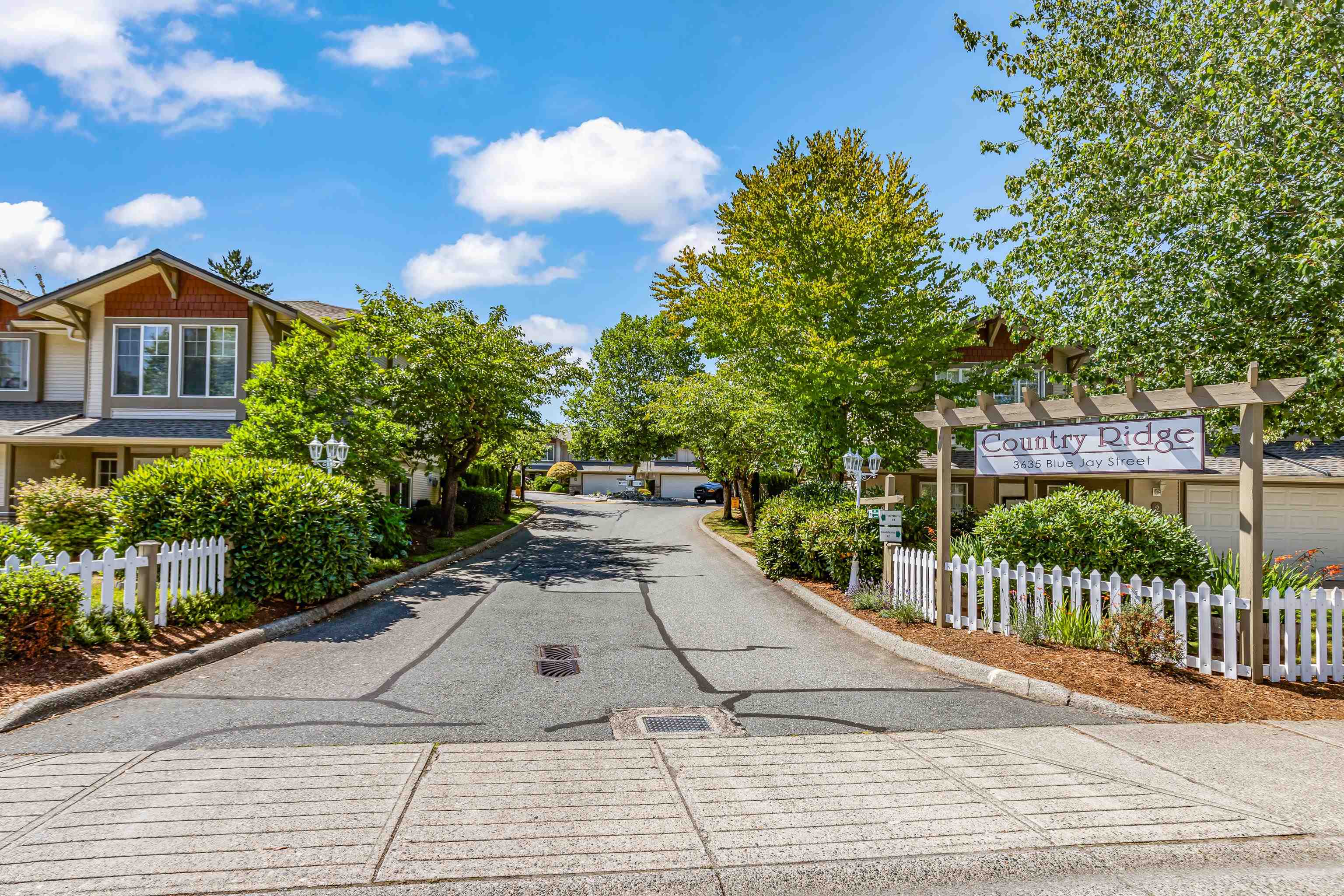 18 3635 BLUE JAY STREET STREET Unit: 18