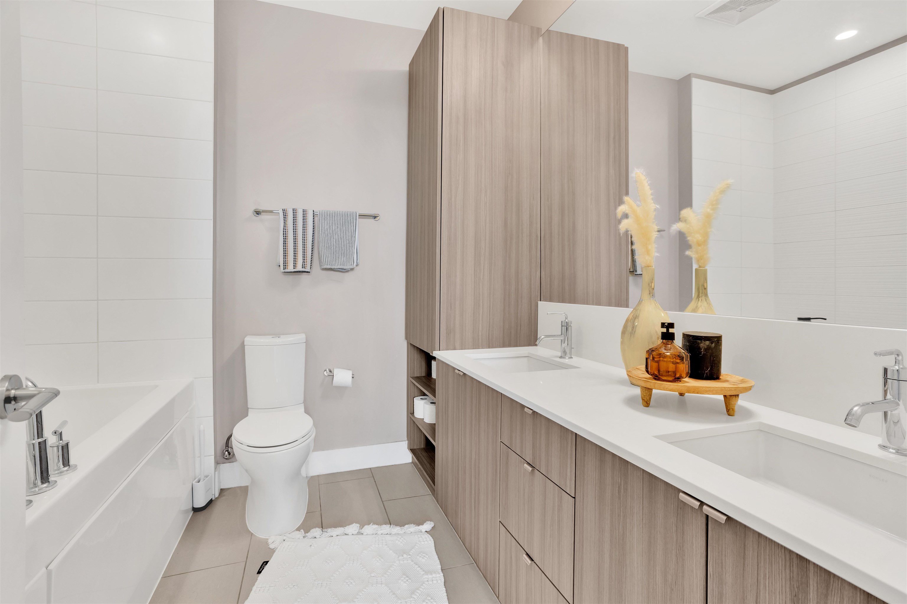 308 260 SALTER STREET Unit: 308