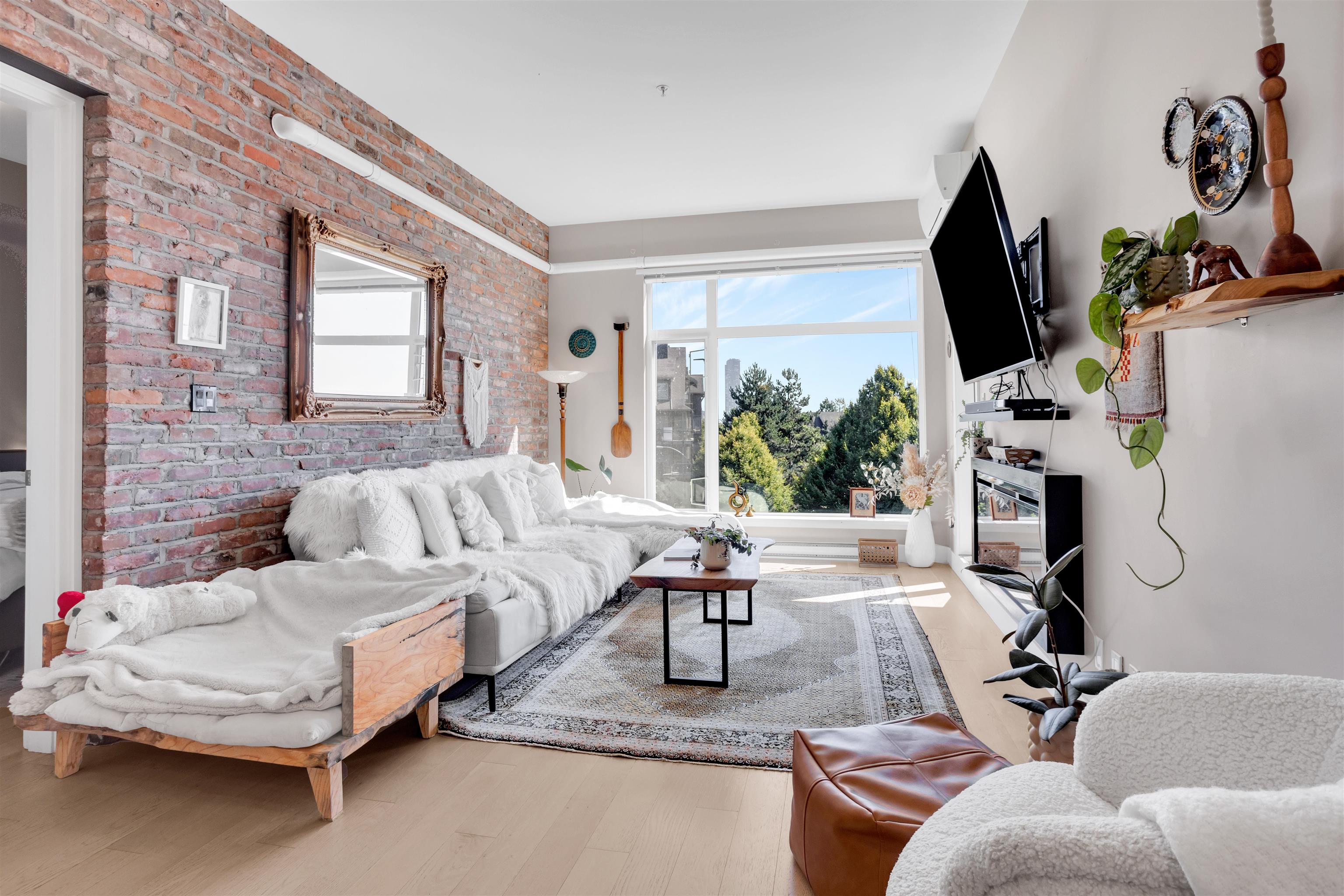 308 260 SALTER STREET Unit: 308