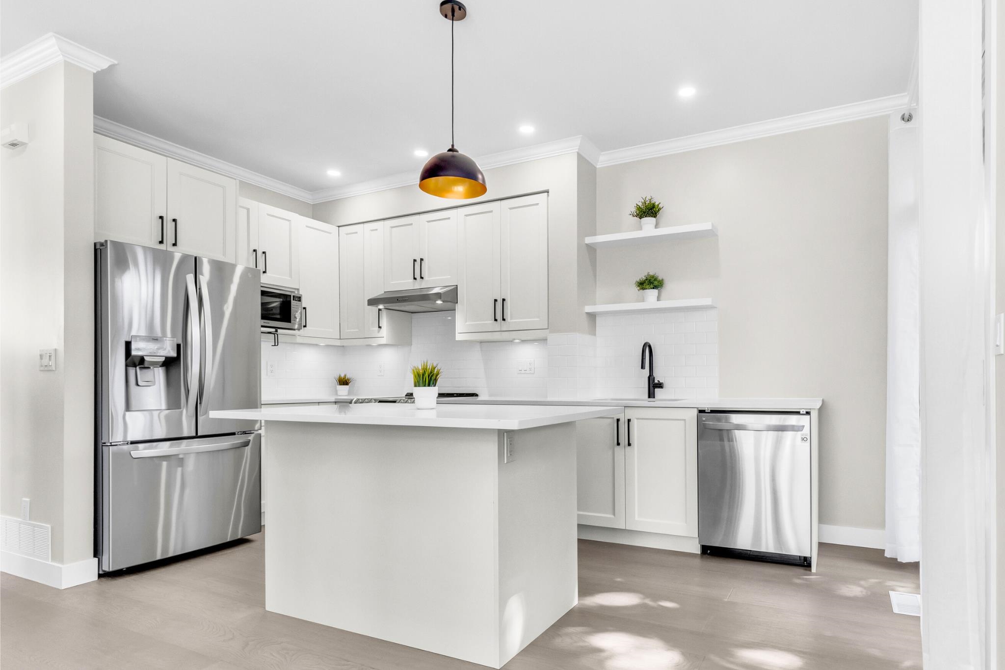 13 8383 159 STREET Unit: 13