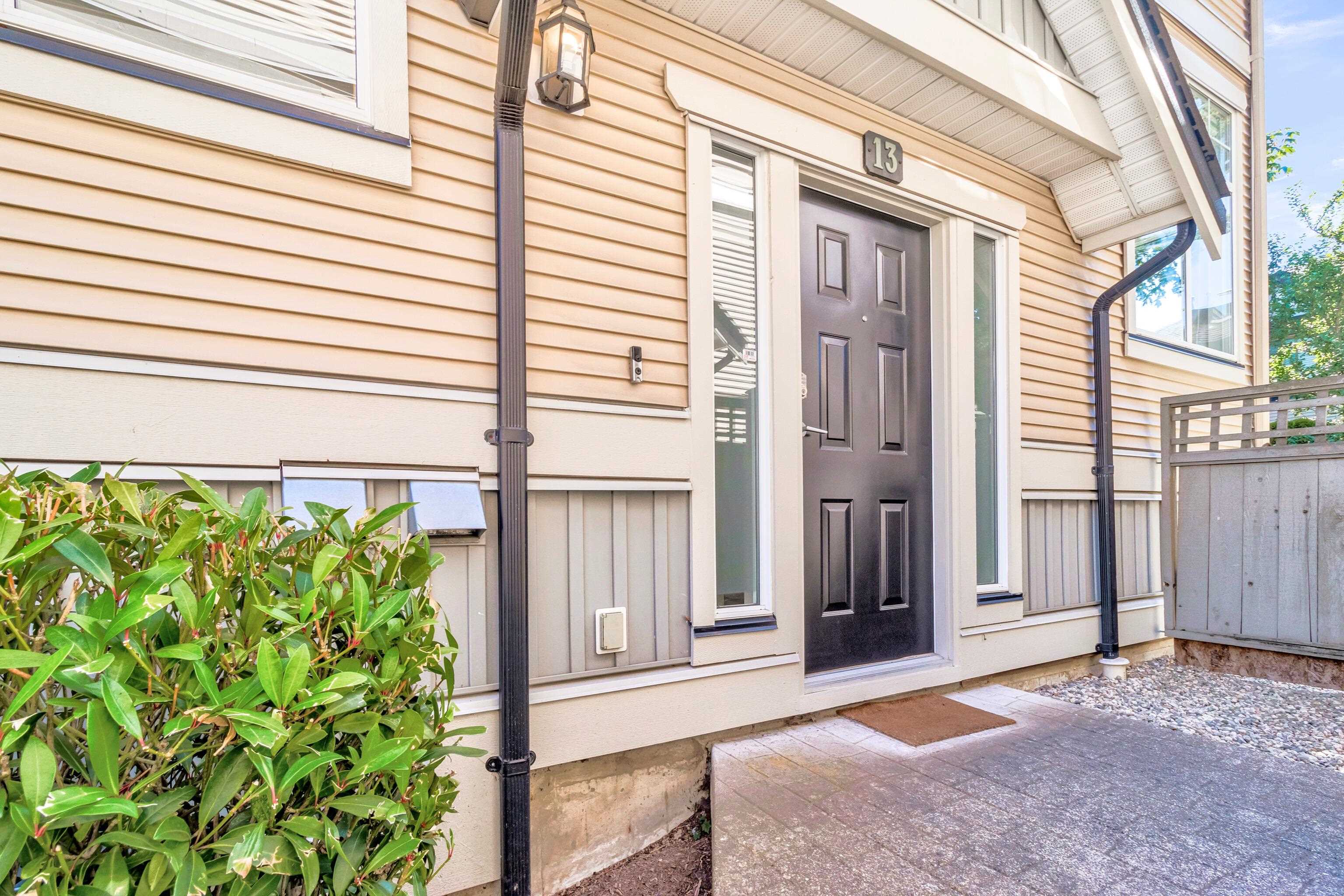 13 8383 159 STREET Unit: 13