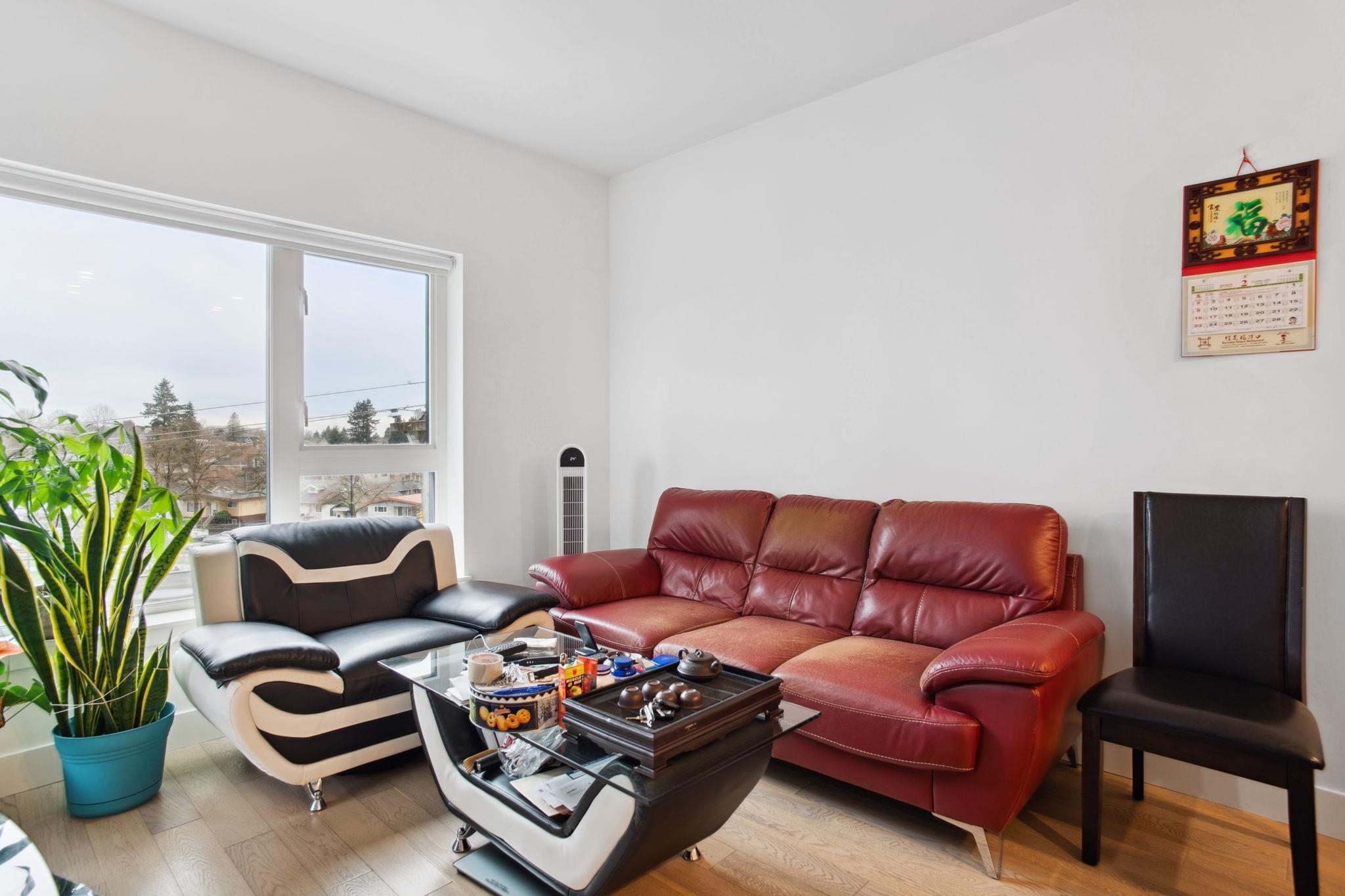 407 2666 DUKE STREET Unit: 407