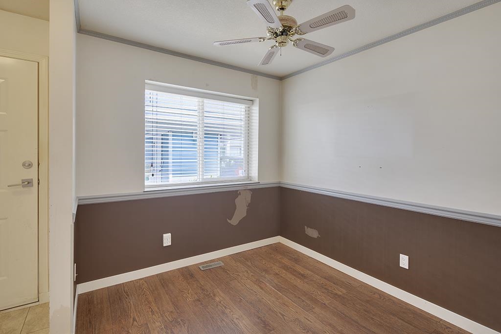 11 23580 DEWDNEY TRUNK ROAD Unit: 11