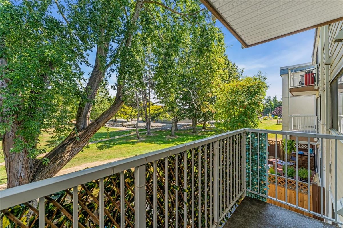 208 7220 LINDSAY ROAD Unit: 208