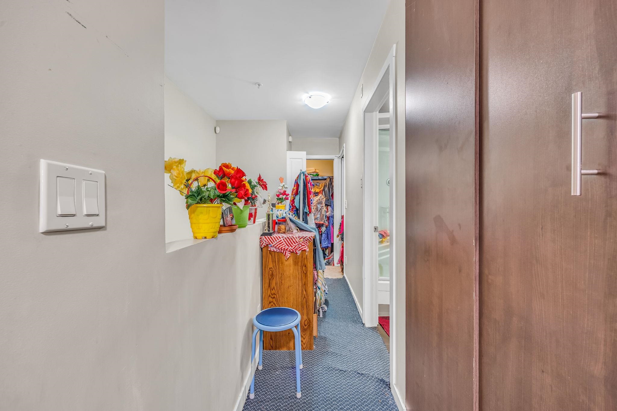 55 2239 KINGSWAY Unit: 55