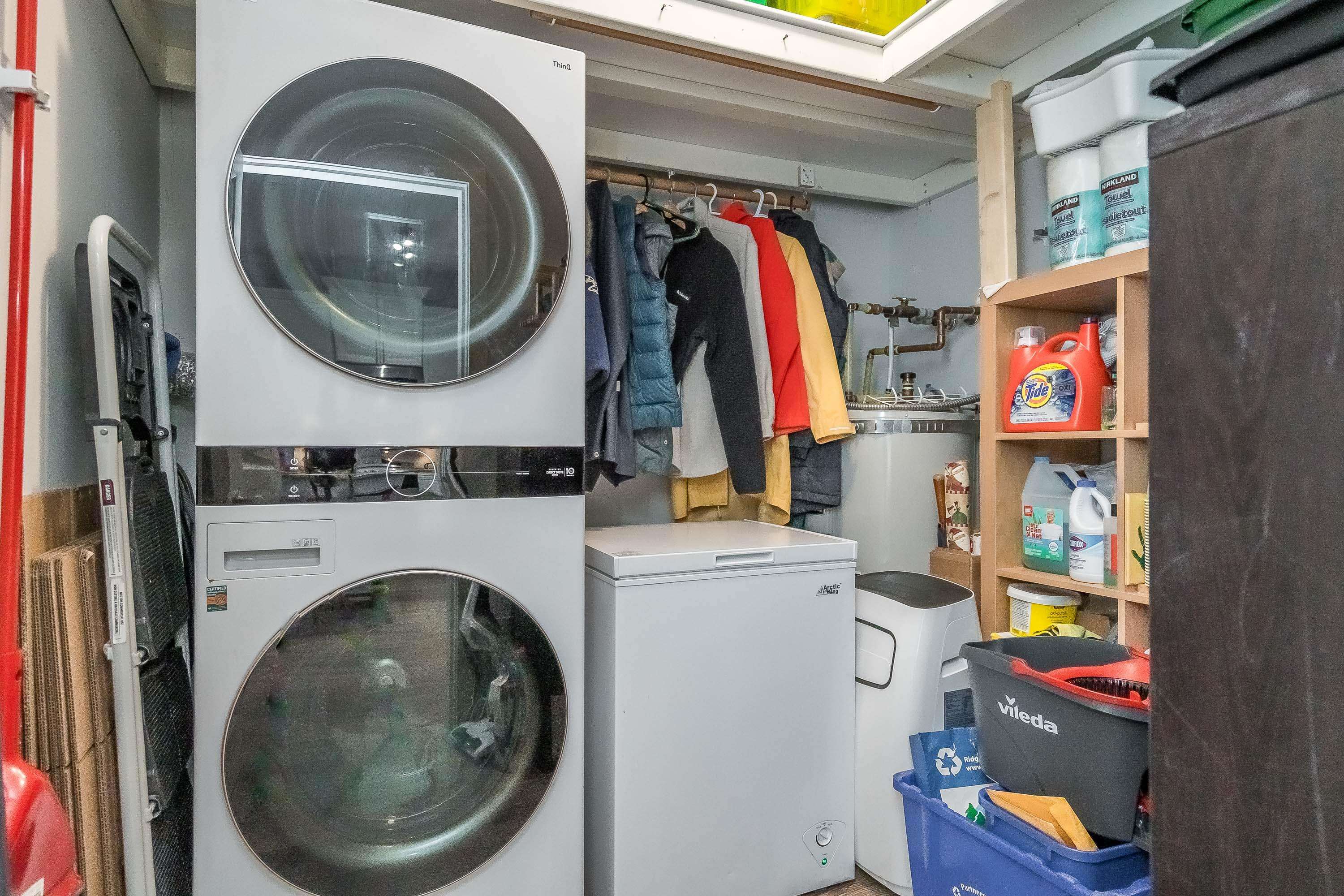 207 22363 SELKIRK AVENUE Unit: 207