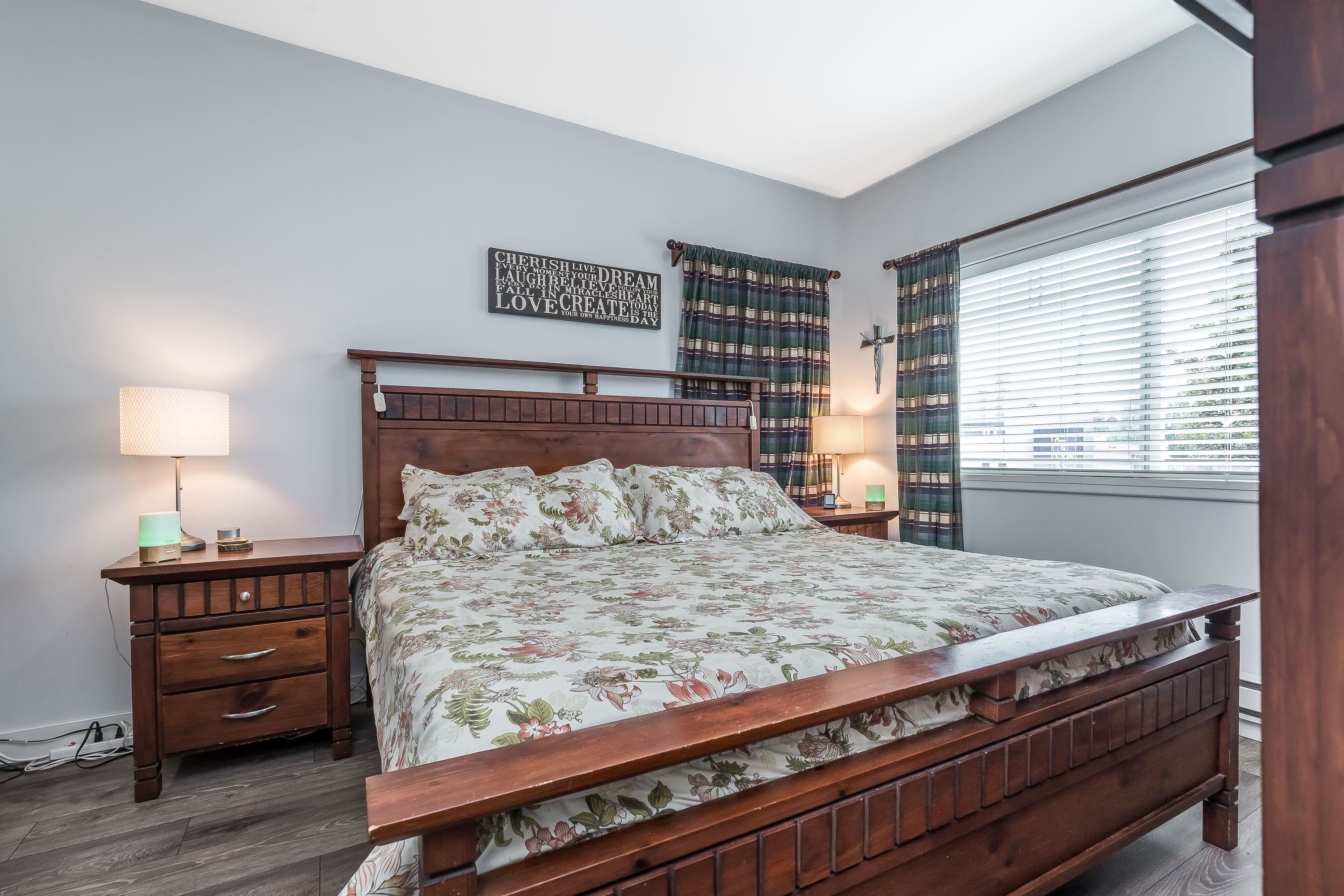 207 22363 SELKIRK AVENUE Unit: 207