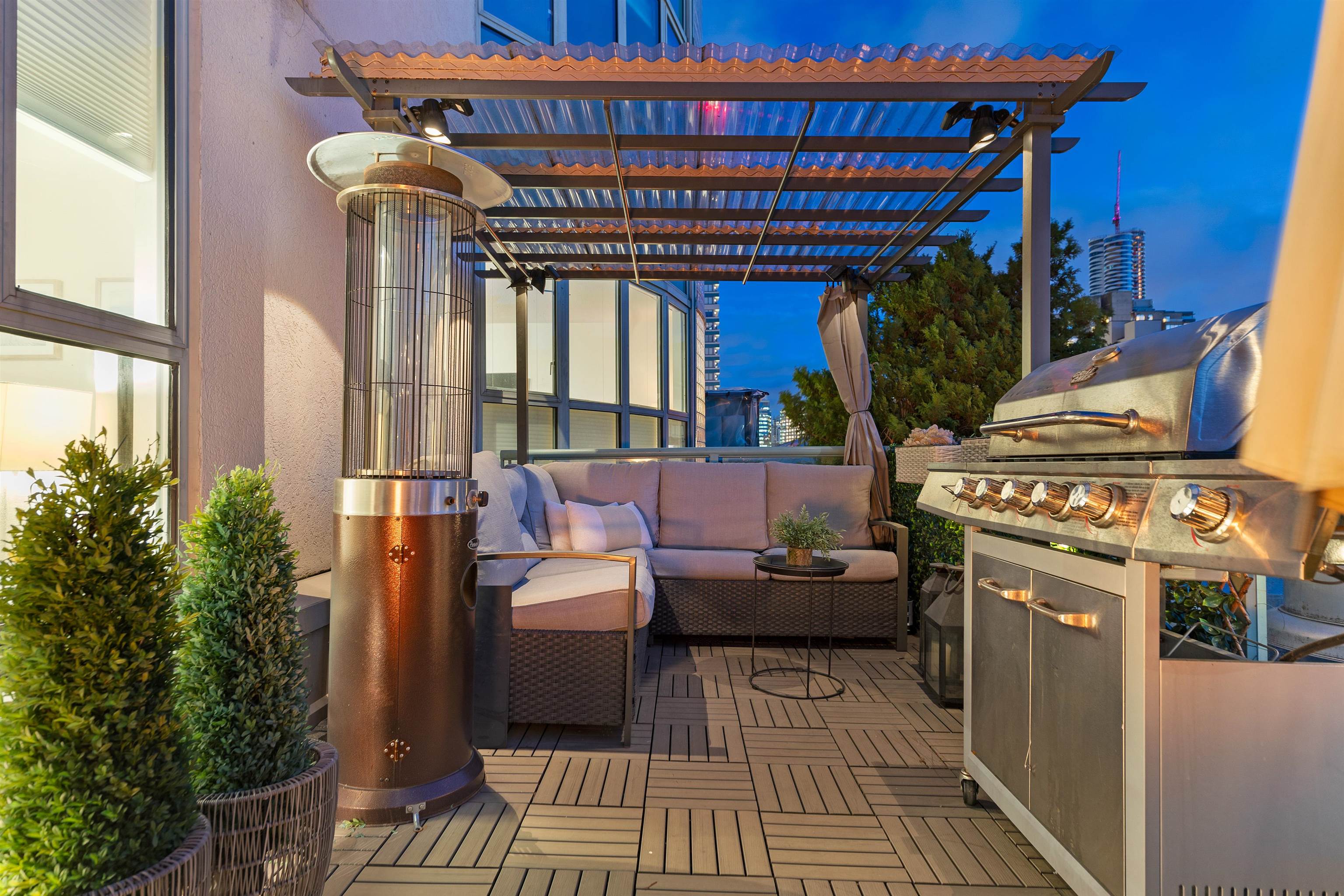 301 789 JERVIS STREET STREET Unit: 301